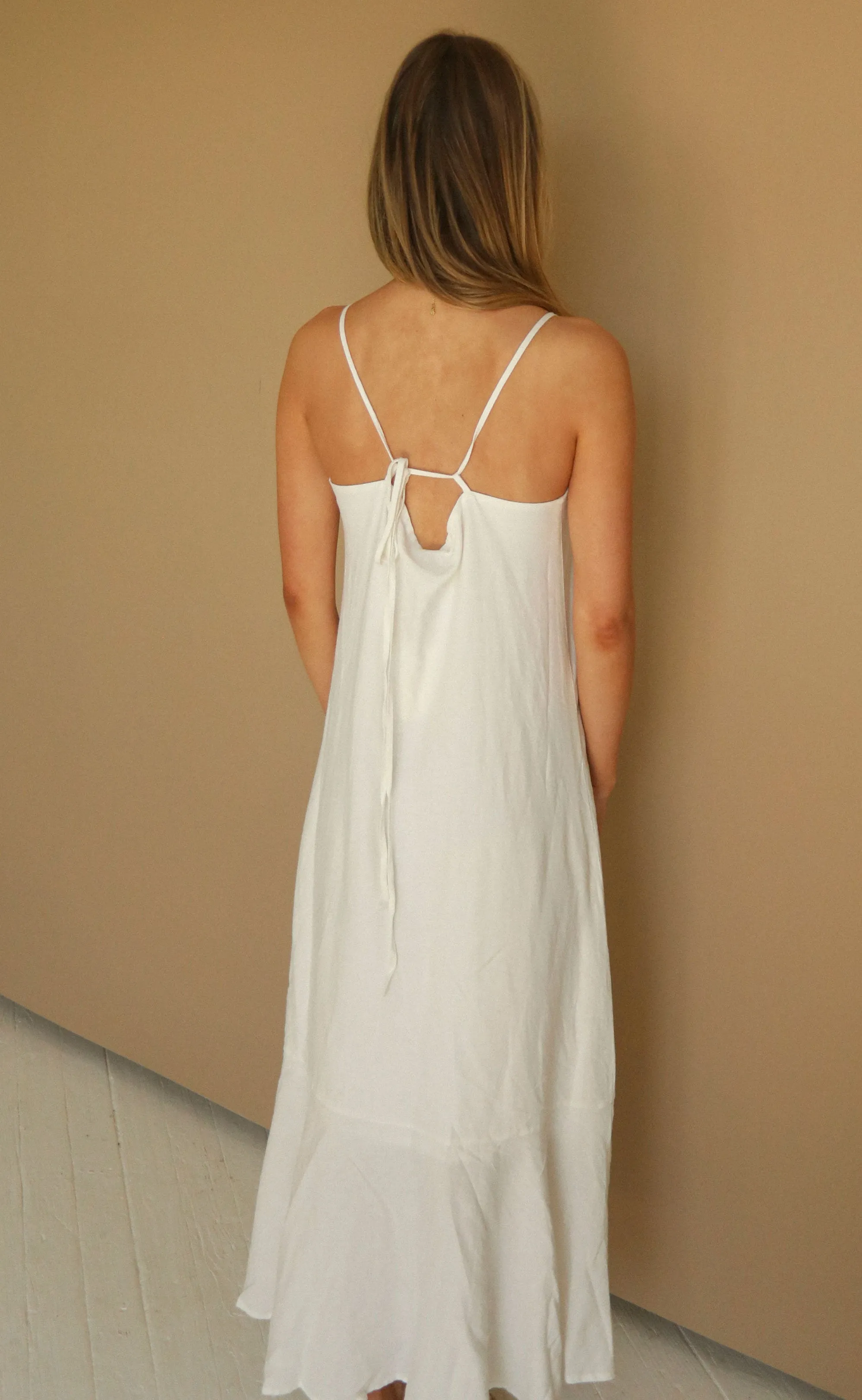 z supply: coast maxi dress - white sold by RIFFRAFF product image thumbnail 3
