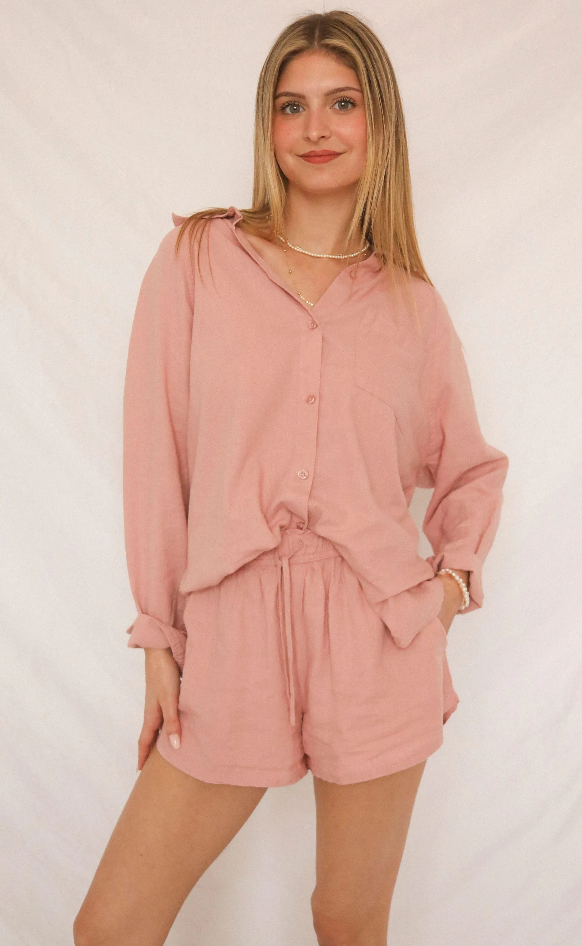 z supply: the perfect linen short - pink smoke sold by RIFFRAFF product image thumbnail 2