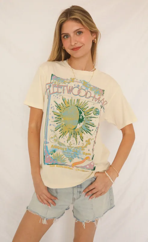 daydreamer: fleetwood mac dreams boyfriend tee sold by RIFFRAFF