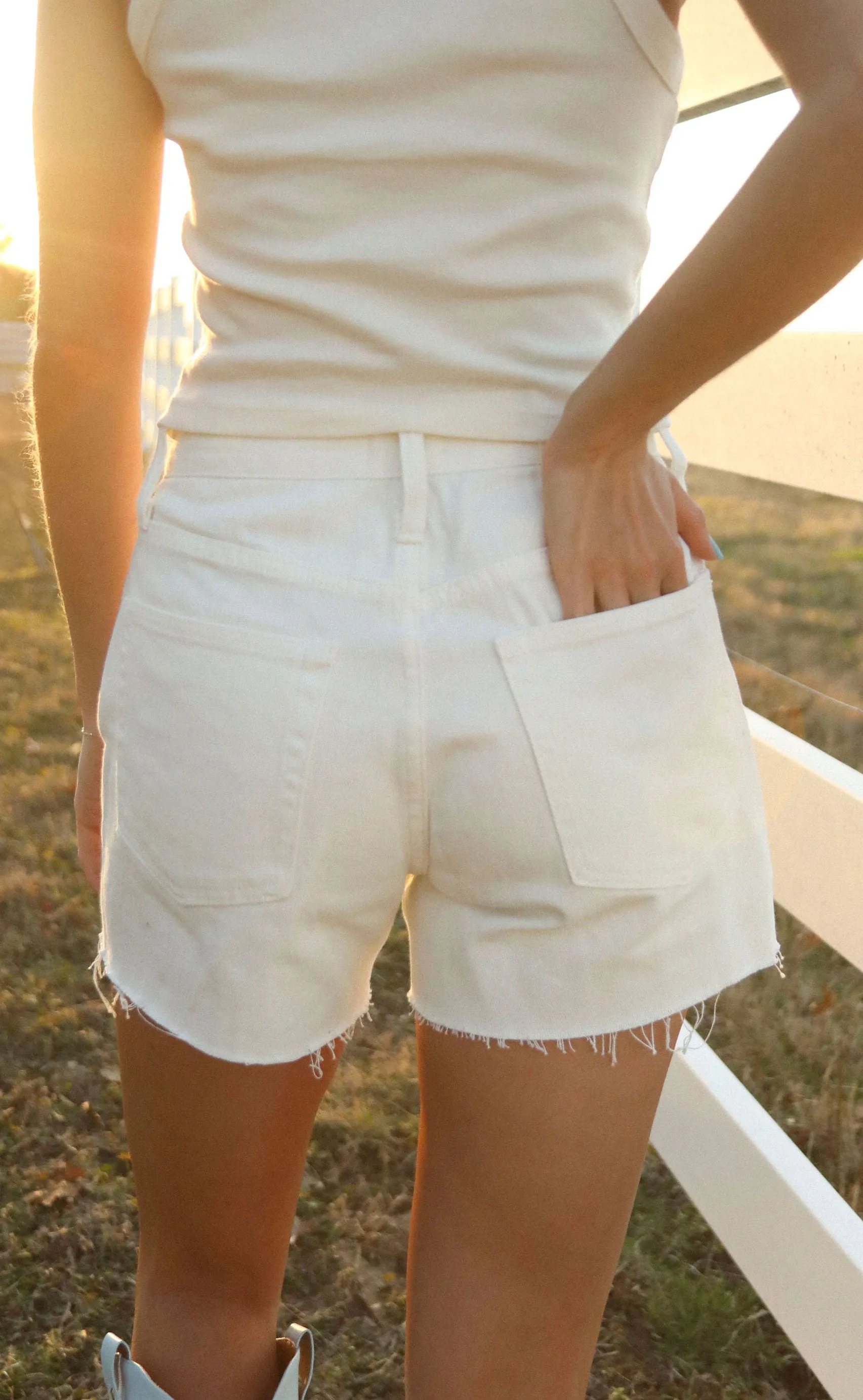z supply: everyday hi-rise denim short - off white sold by RIFFRAFF product image thumbnail 2