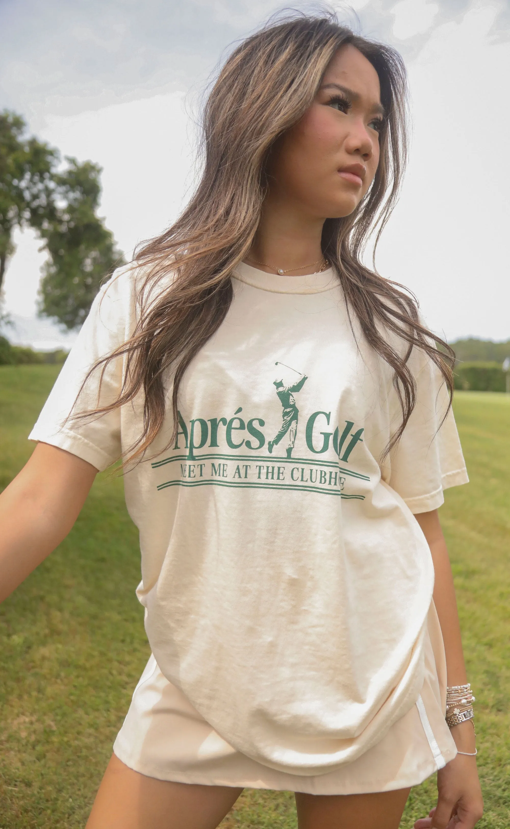 friday + saturday: apres golf t shirt sold by RIFFRAFF product image thumbnail 2