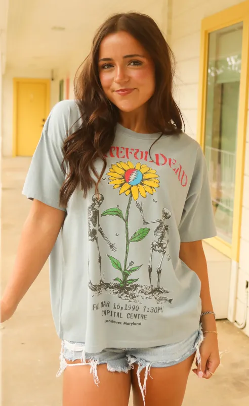 daydreamer: grateful dead daisy merch tee sold by RIFFRAFF
