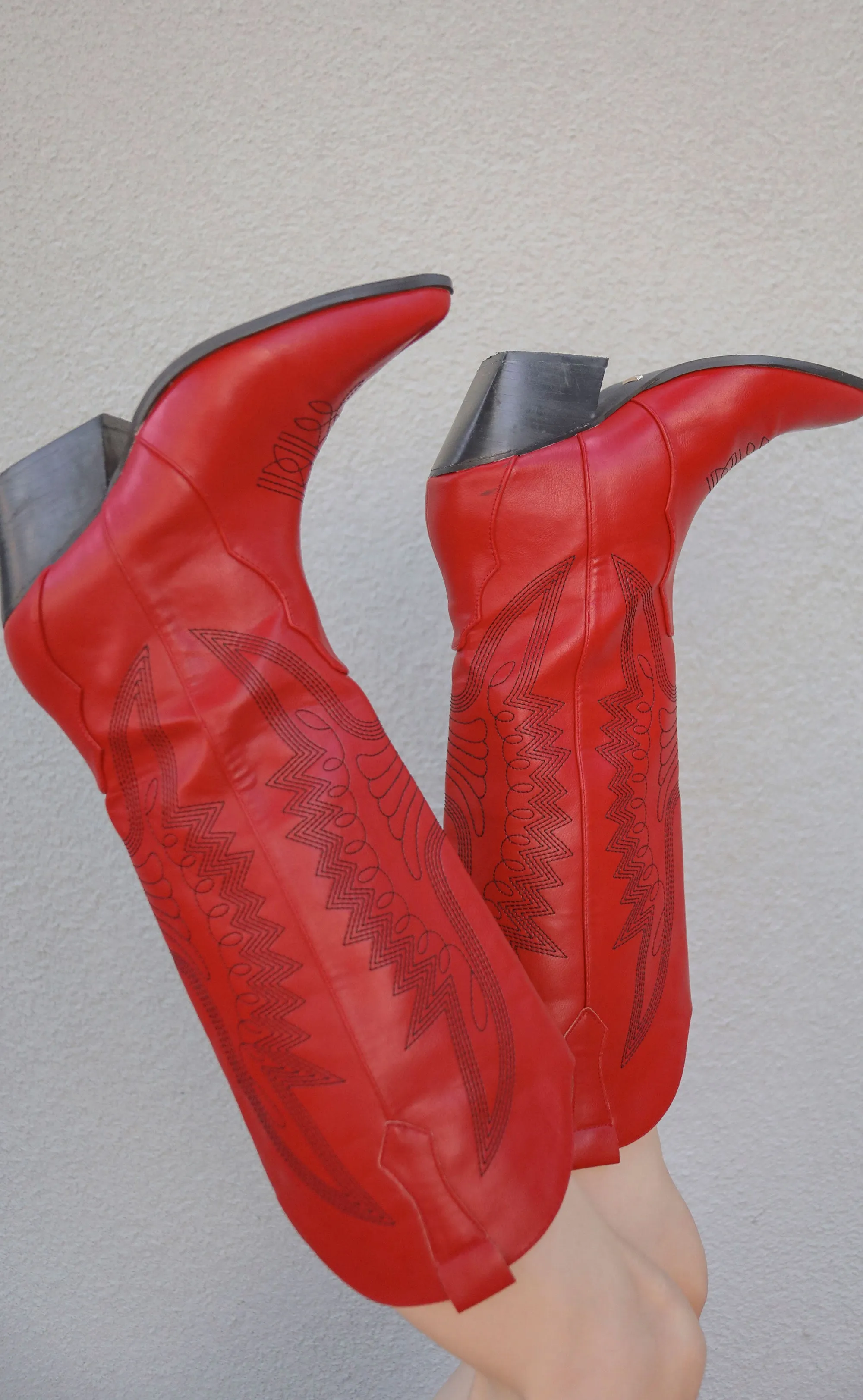 billini: zayda boot - red sold by RIFFRAFF product image thumbnail 2
