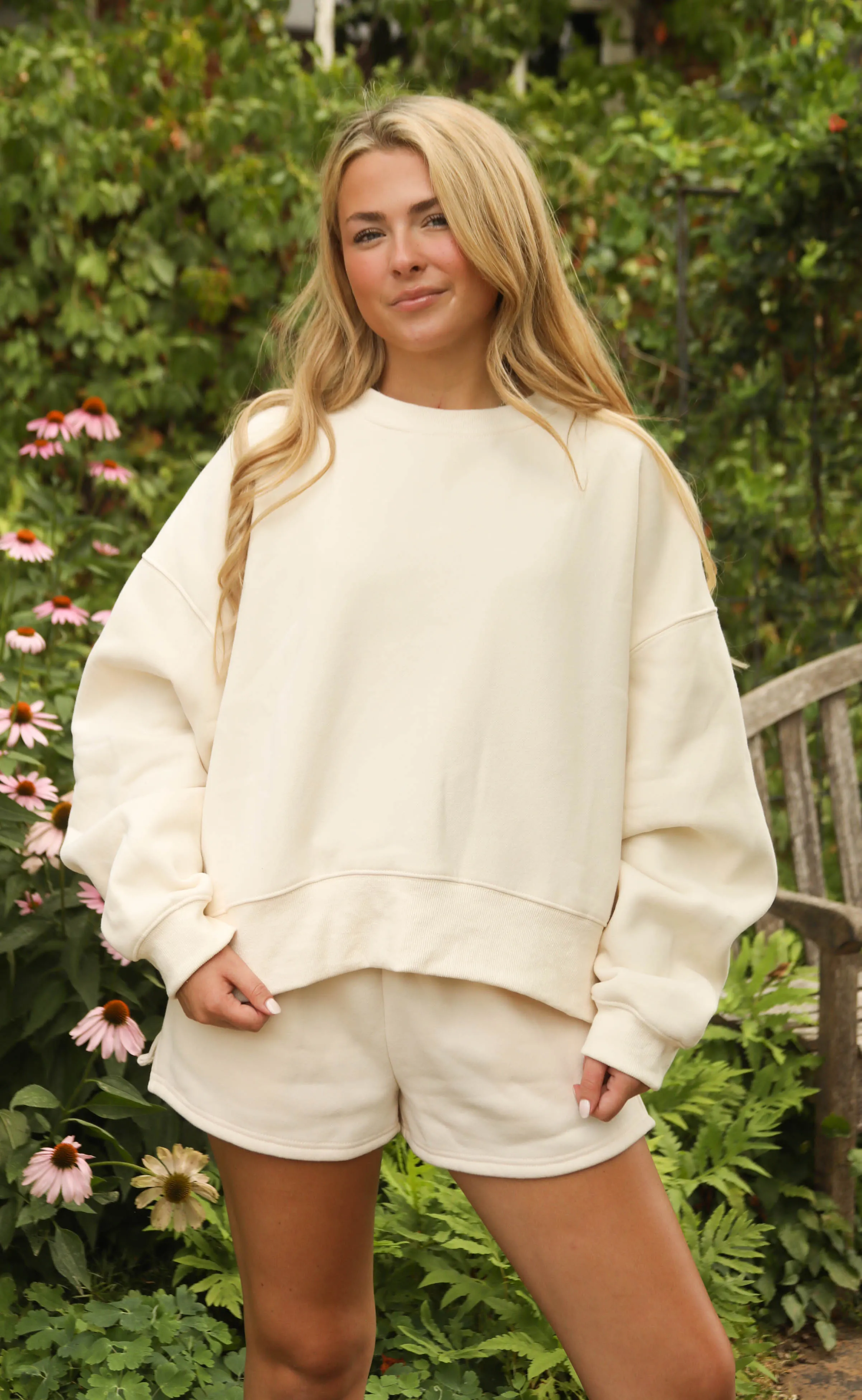 crash into me set - cream sold by RIFFRAFF