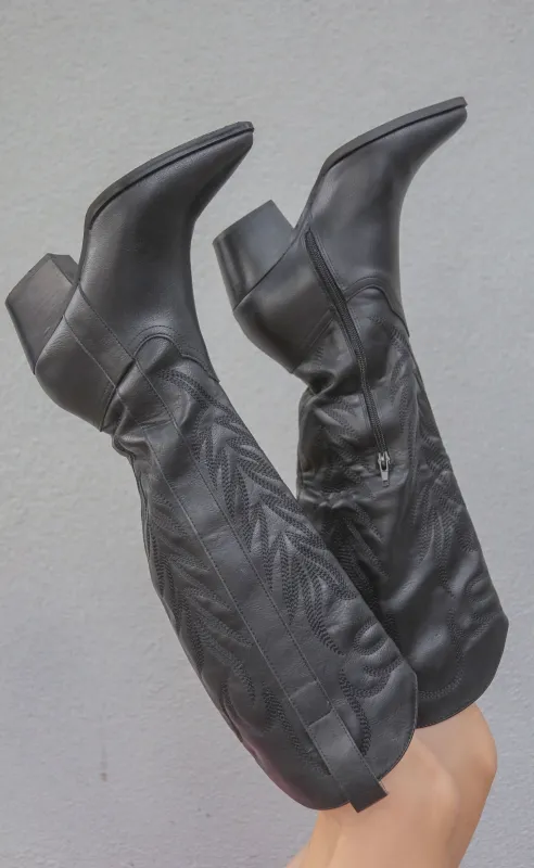 cash cowboy boot - black sold by RIFFRAFF