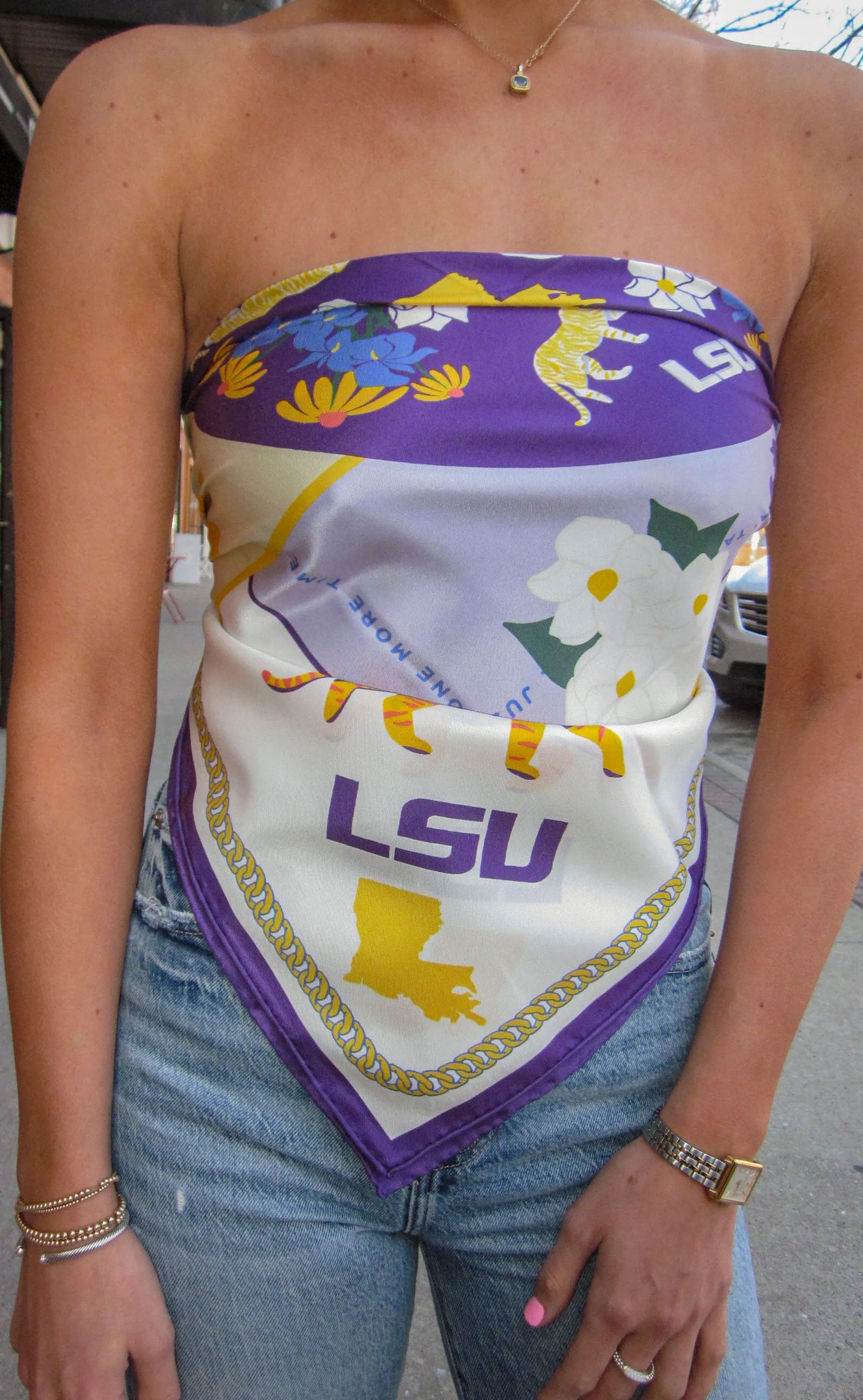 lsu scarf sold by RIFFRAFF
