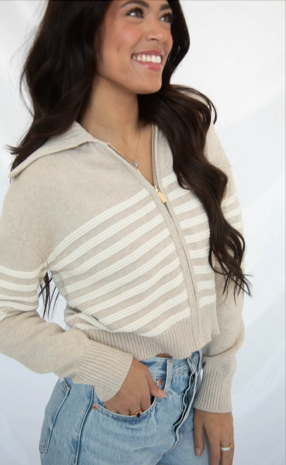 z supply: kovac sweater jacket - natural heather sold by RIFFRAFF product image thumbnail 2