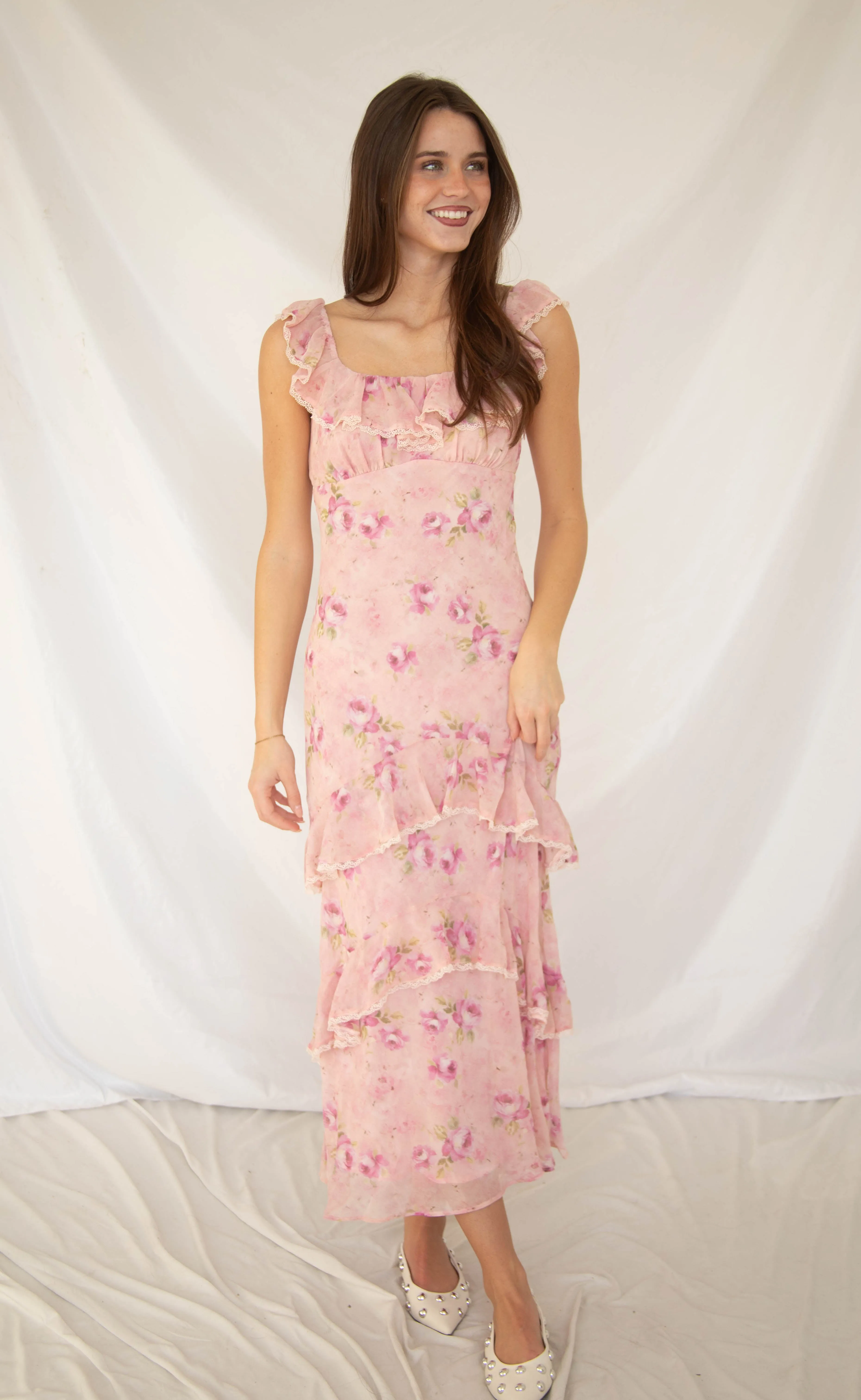 astr: laisha dress - pink floral sold by RIFFRAFF