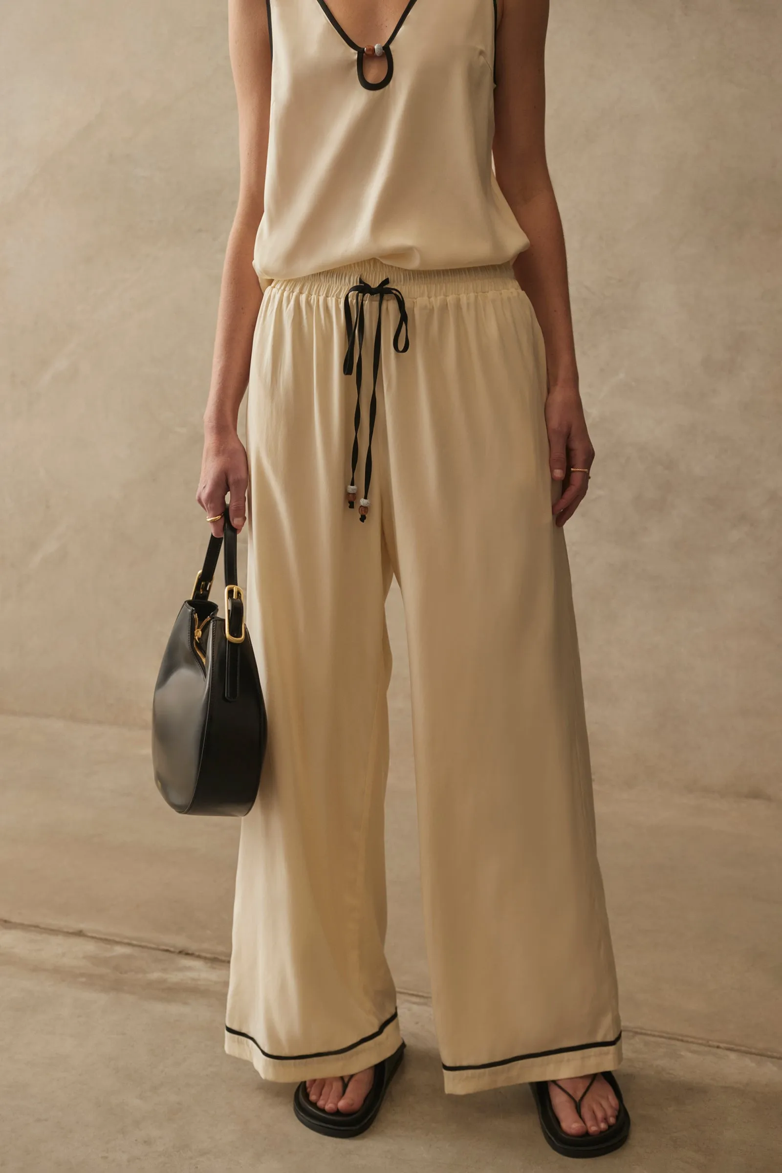 THE OLSEN PANTS sold by Sancia product image thumbnail 2