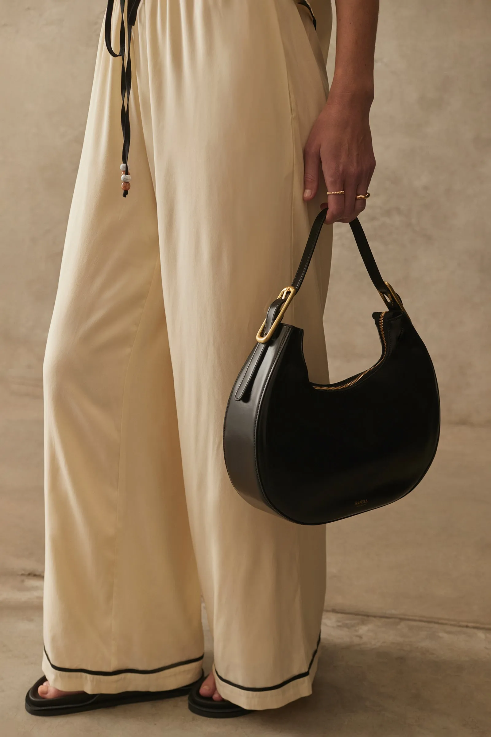 THE OLSEN PANTS sold by Sancia product image thumbnail 3