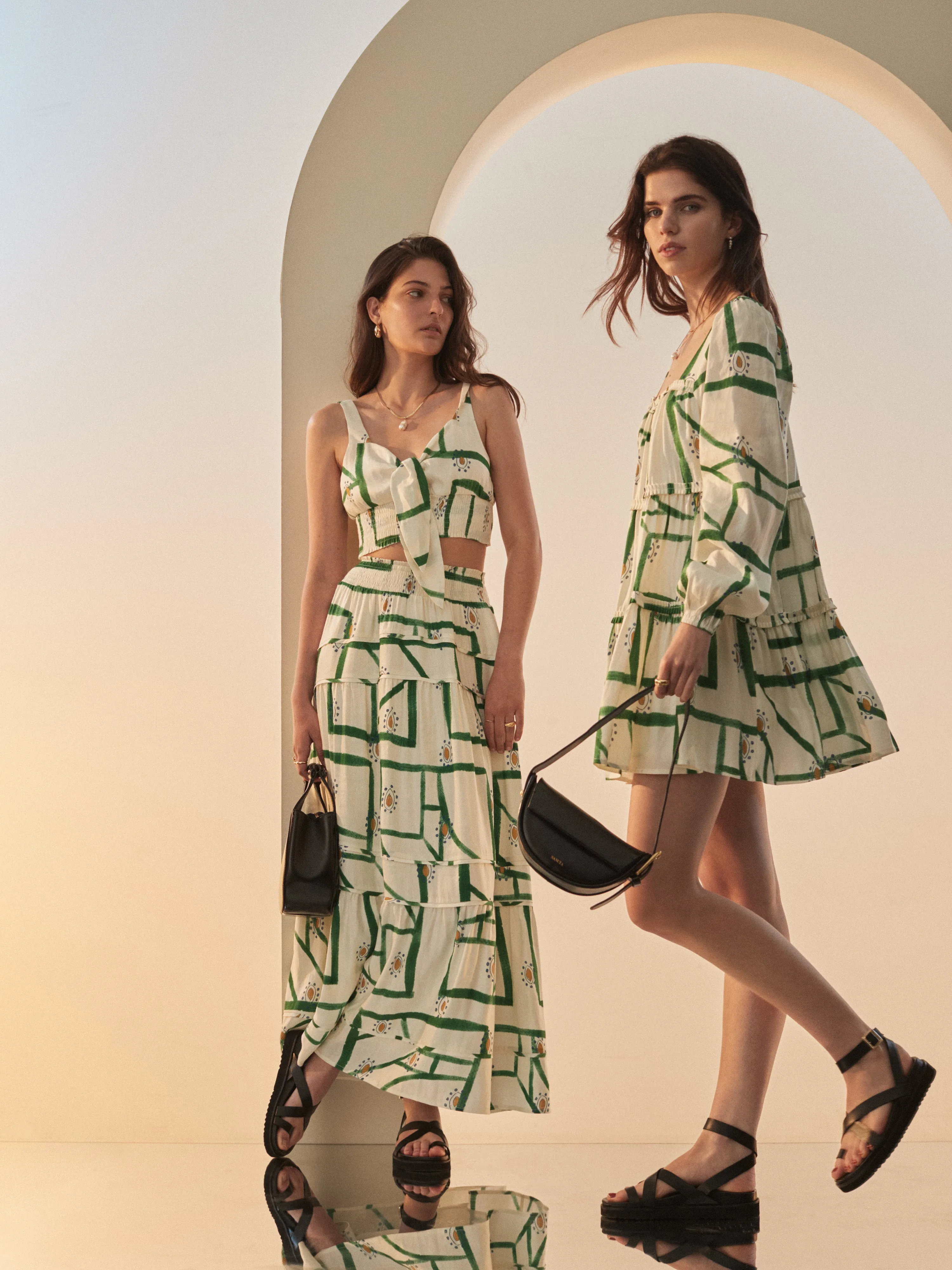 THE MONIQUE sold by Sancia product image thumbnail 4