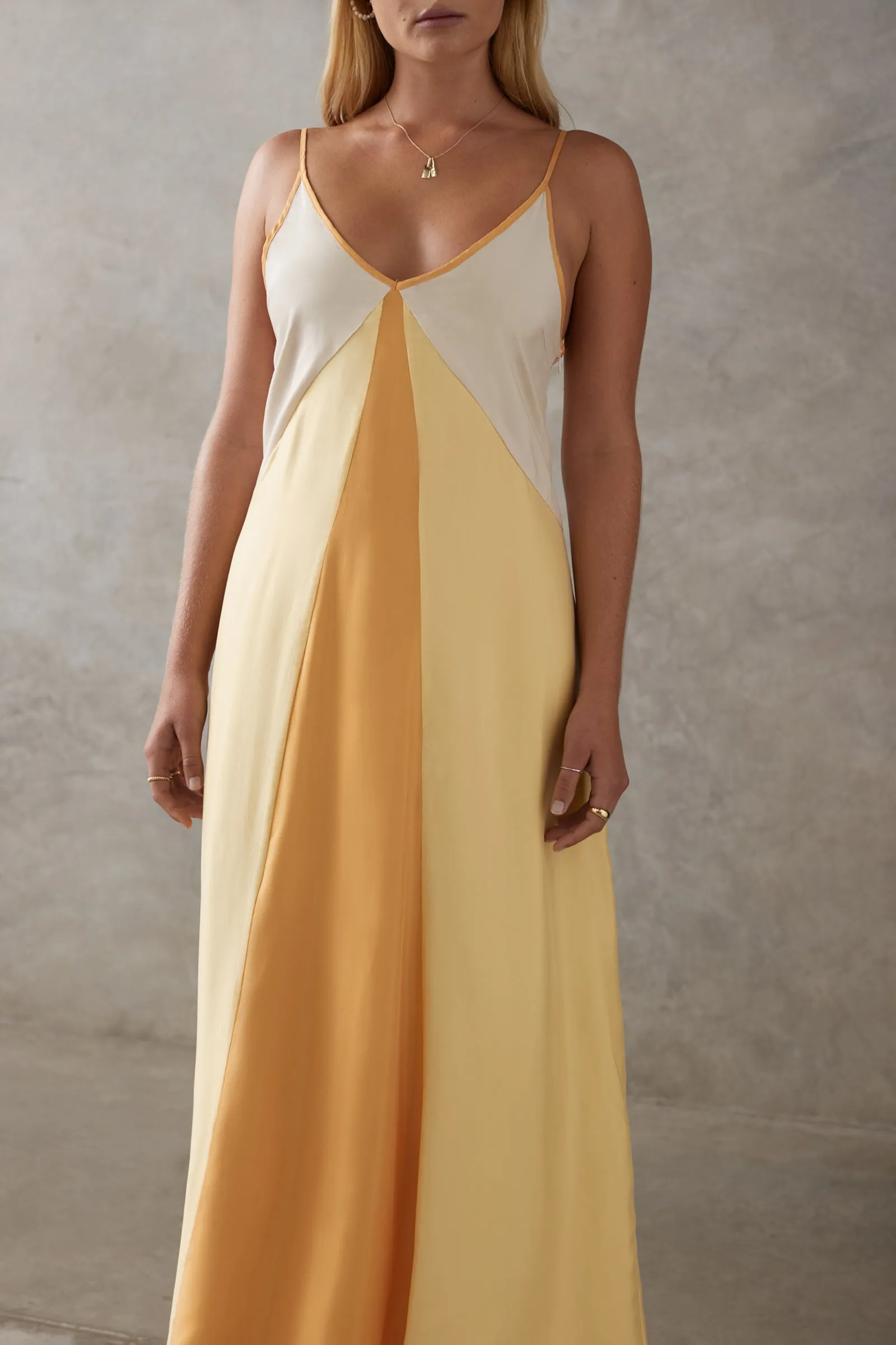 THE PRIMA DRESS sold by Sancia product image thumbnail 3