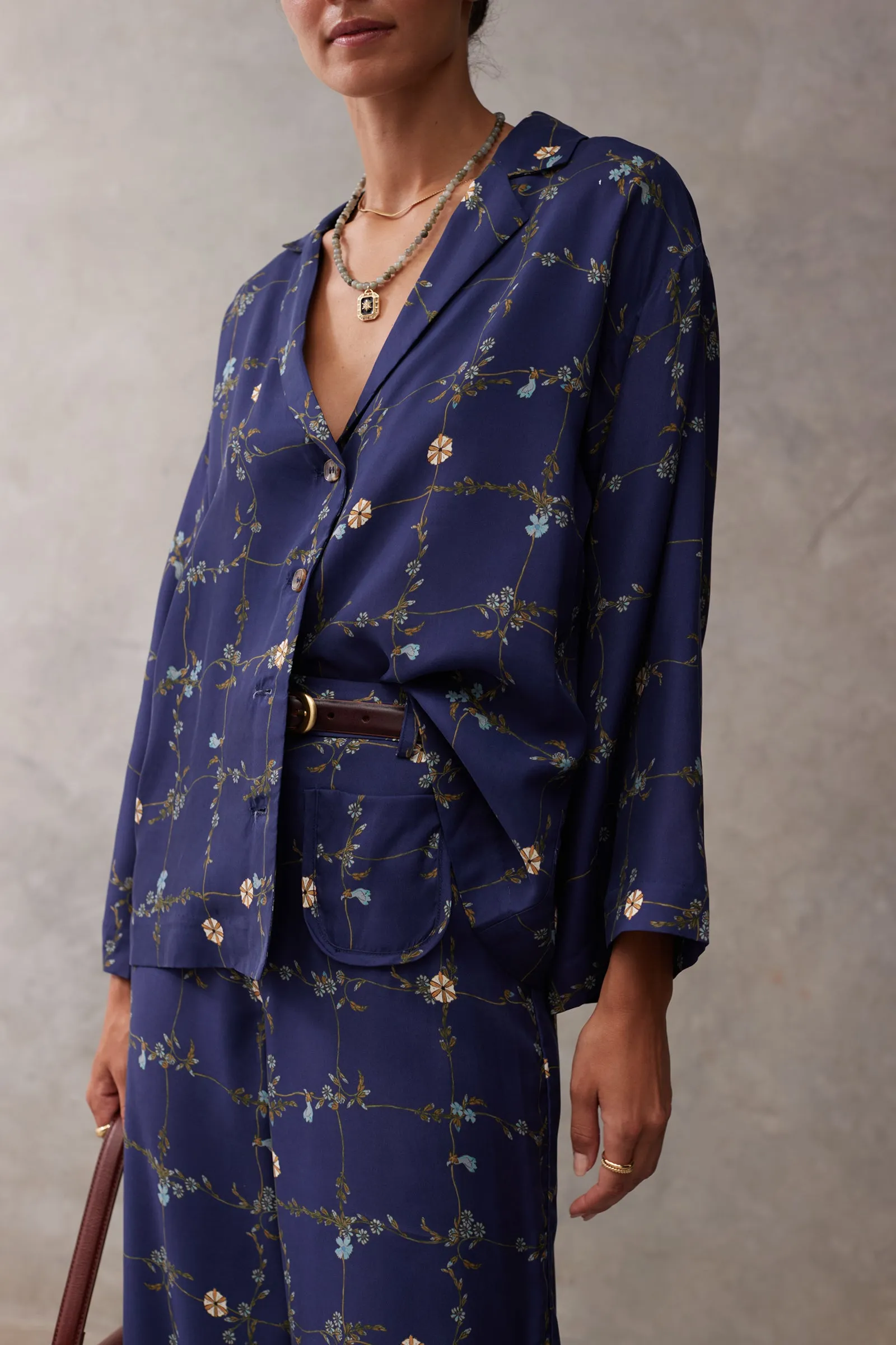 THE SABINE SHIRT sold by Sancia product image thumbnail 3