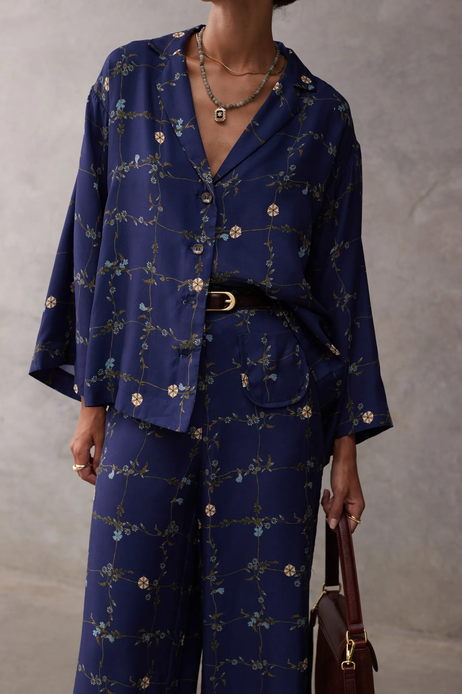 THE SABINE SHIRT sold by Sancia product image thumbnail 4