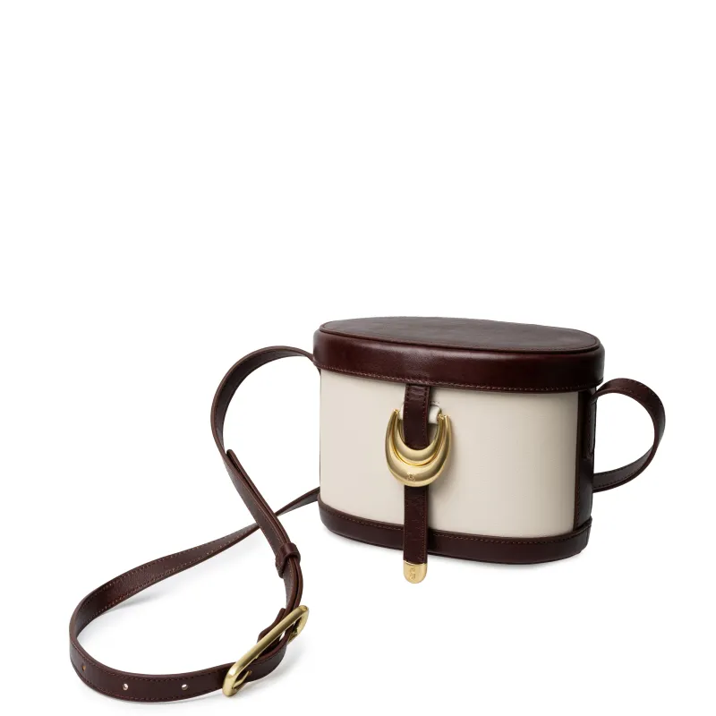 THE UPATA CANTEEN sold by Sancia