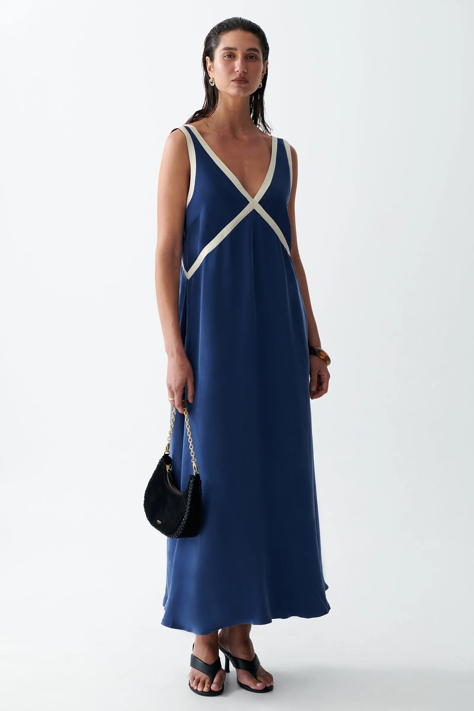THE NAOMI DRESS sold by Sancia product image thumbnail 3