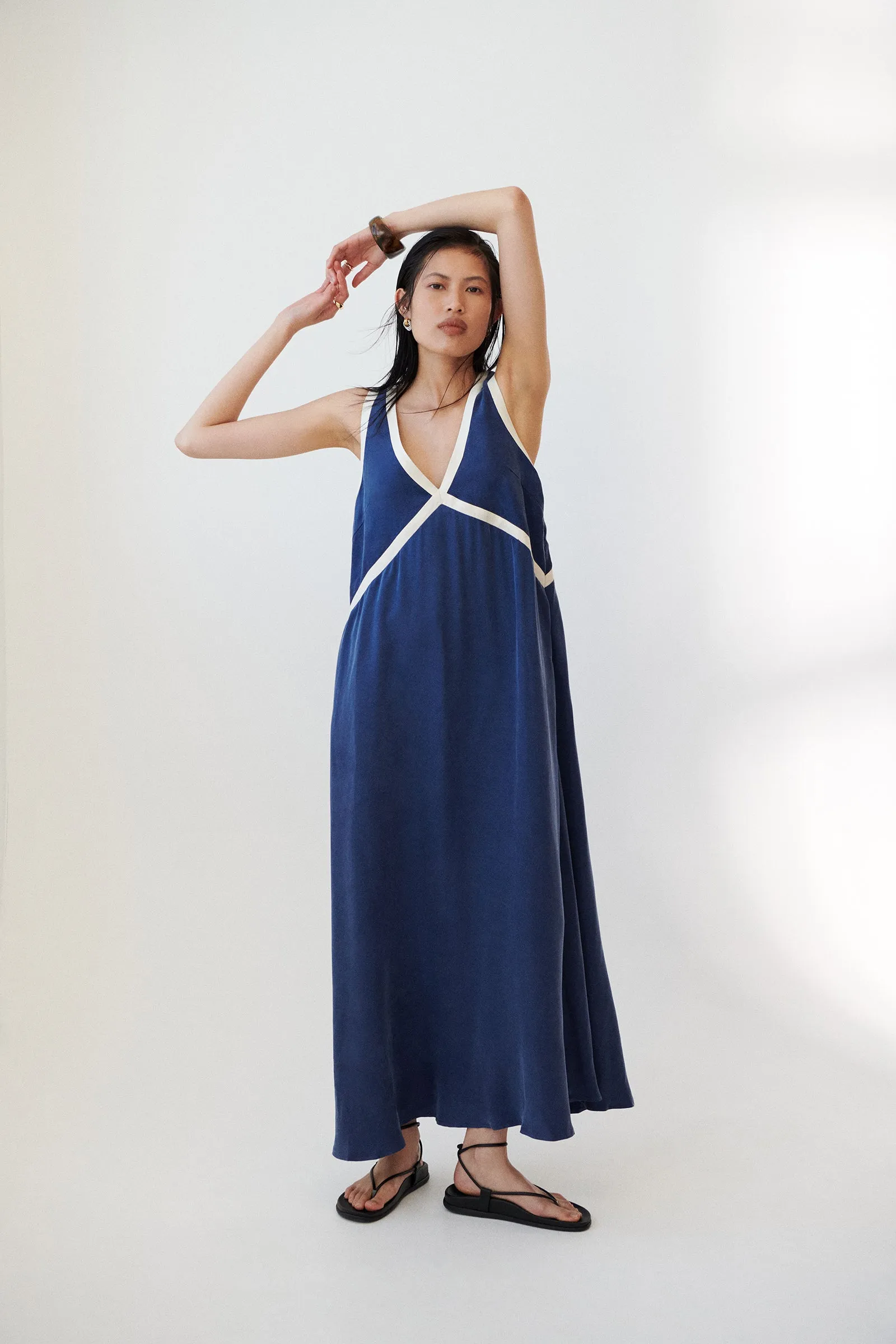 THE NAOMI DRESS sold by Sancia product image thumbnail 2