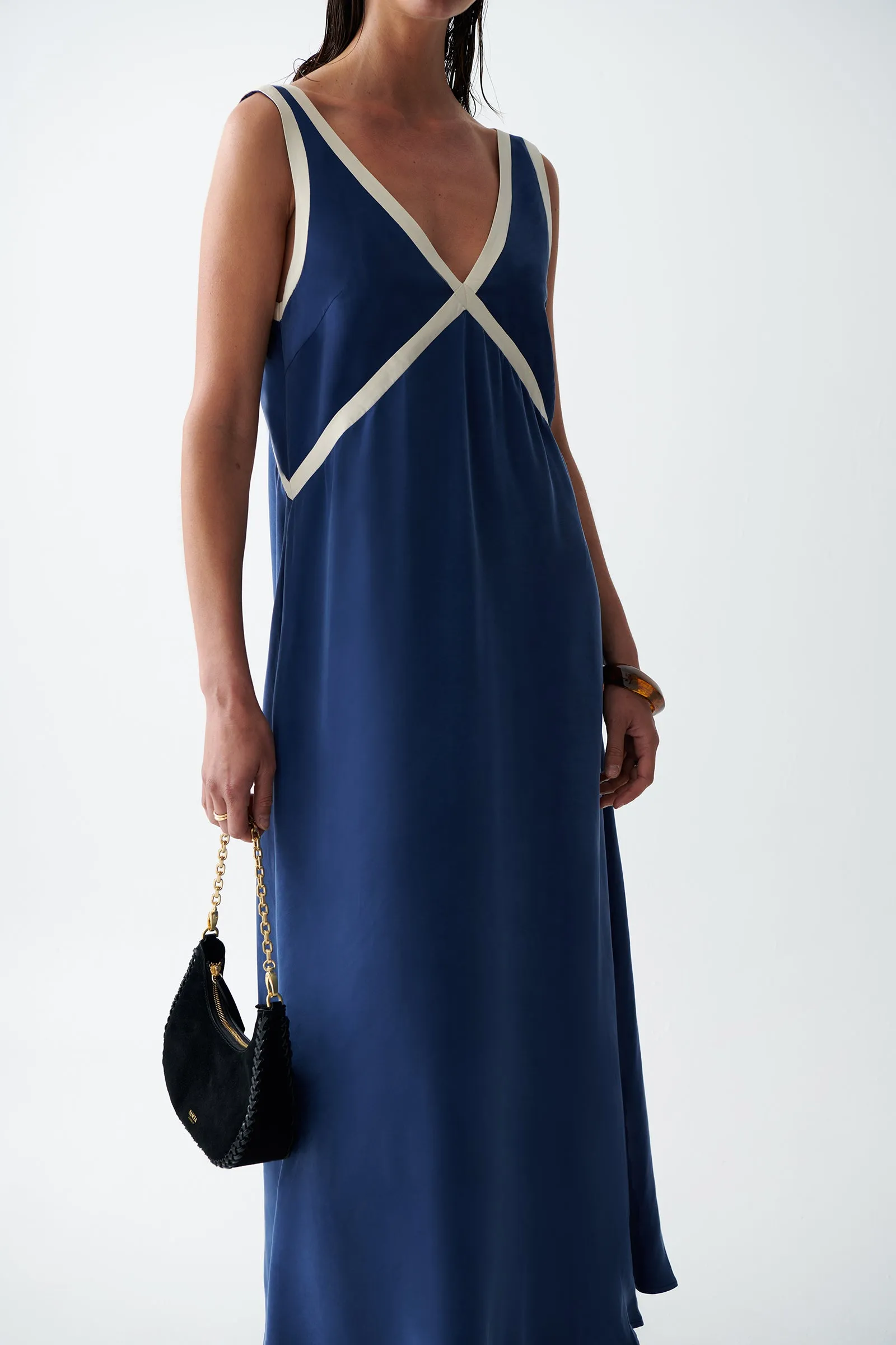 THE NAOMI DRESS sold by Sancia product image thumbnail 4