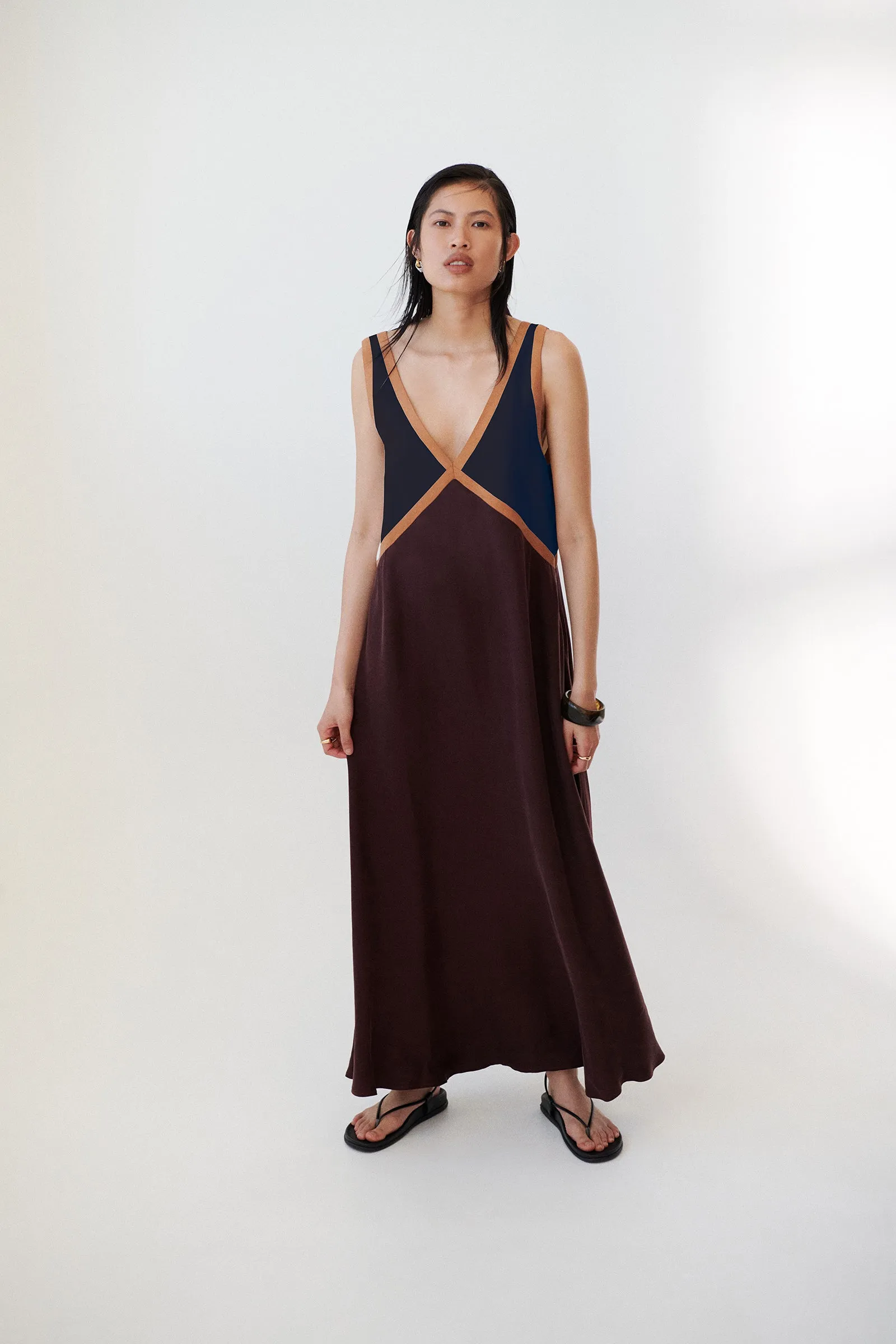 THE NAOMI DRESS sold by Sancia product image thumbnail 2