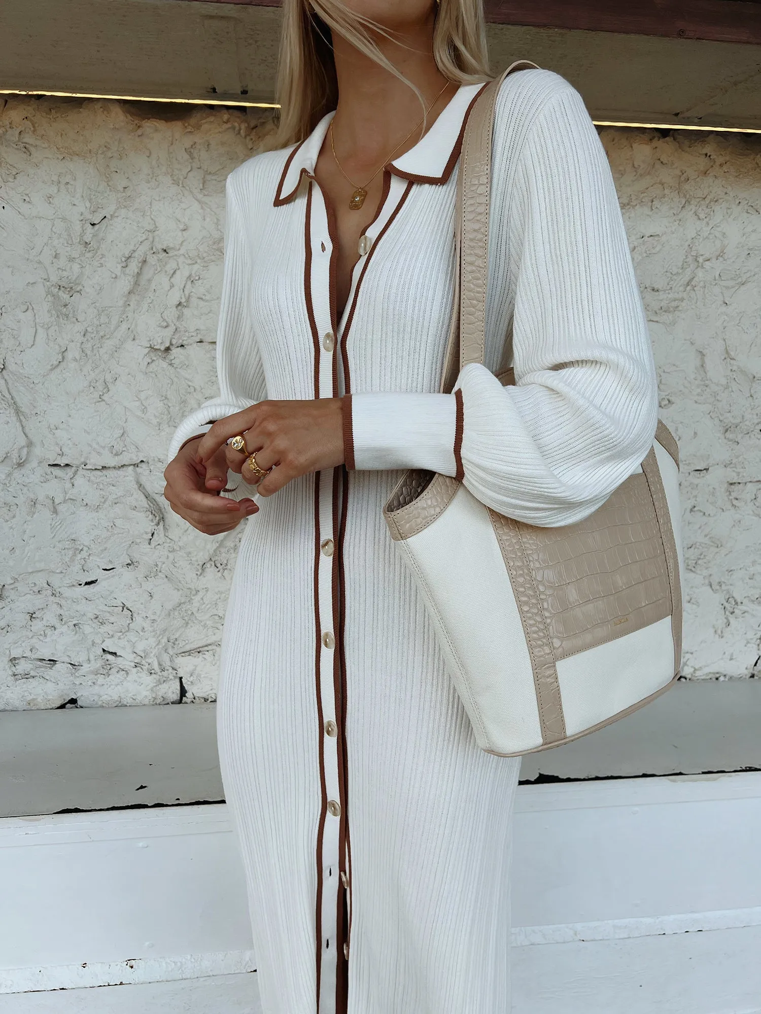 THE CHIONE TOTE sold by Sancia product image thumbnail 2