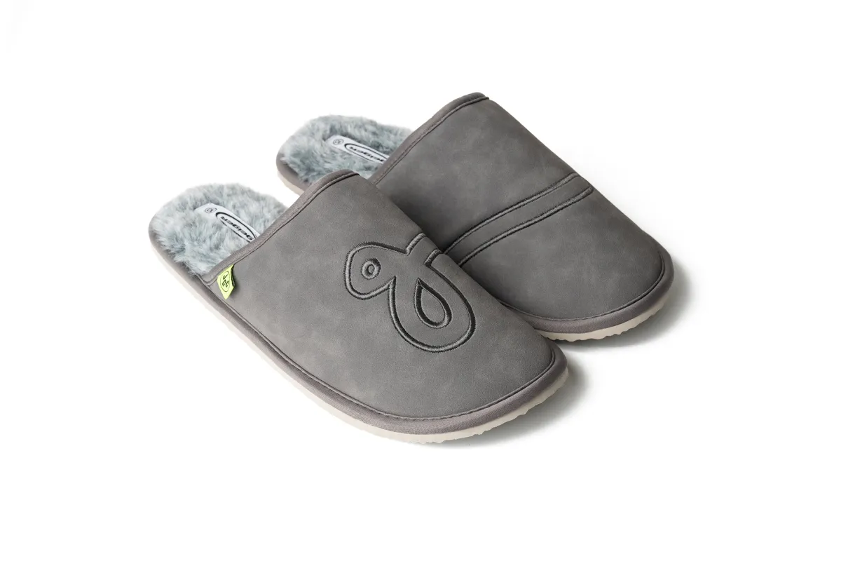House Slippers Grey/ Plush Interior made by John Geiger