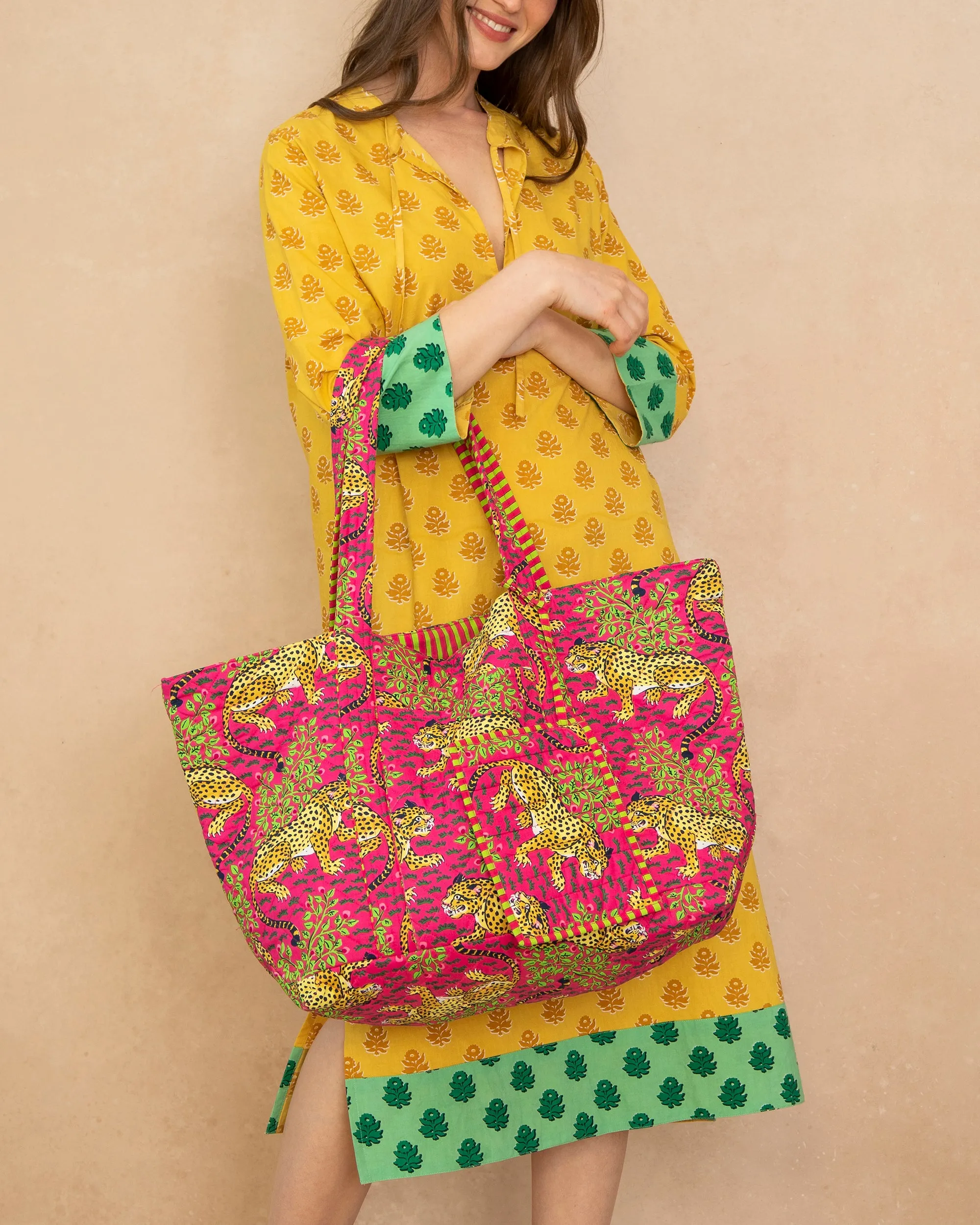 Bagheera - Weekend Bag with Pouch - Hot Pink sold by Printfresh product image thumbnail 4