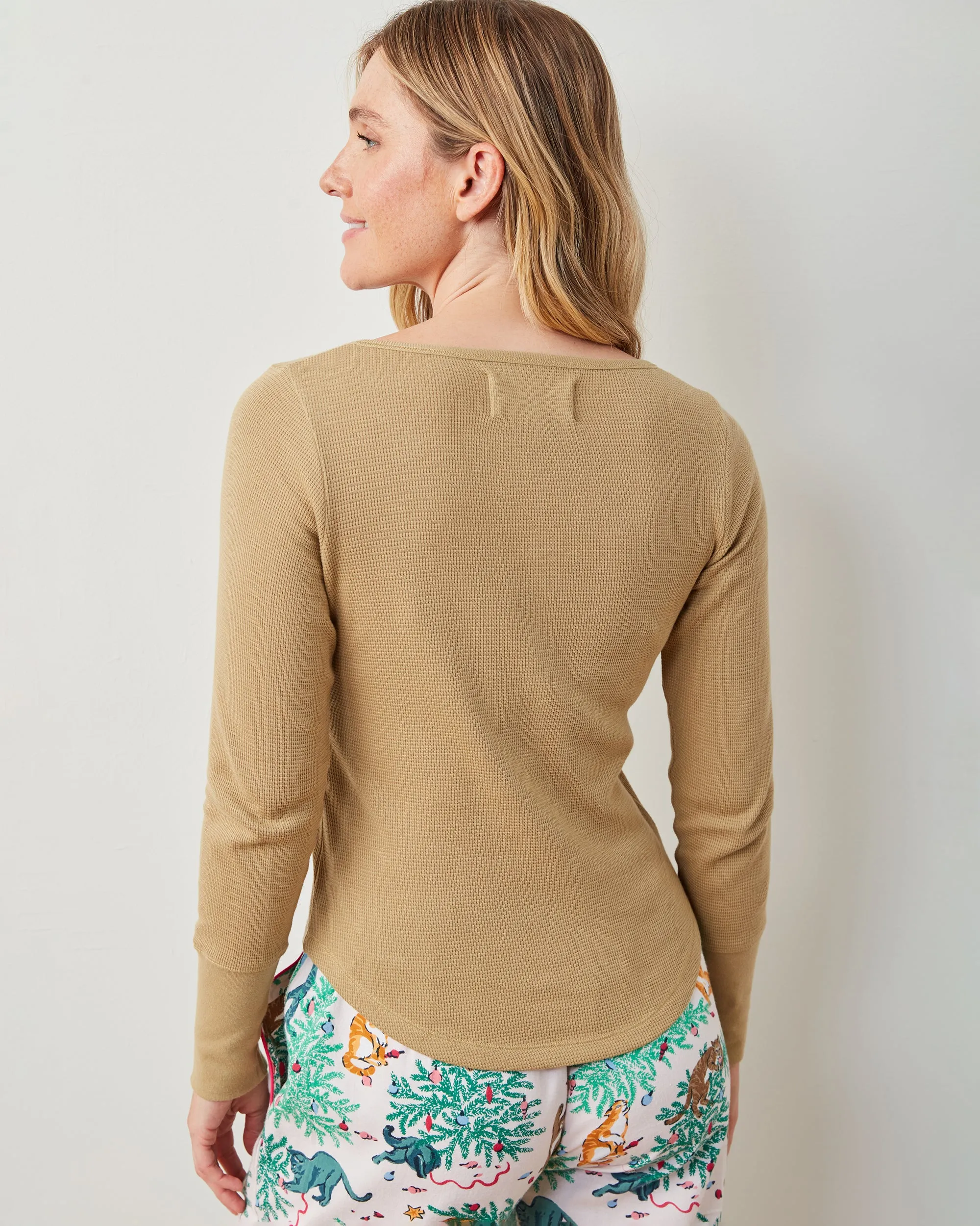 Moss - Cozy Henley - Thermal sold by Printfresh product image thumbnail 3