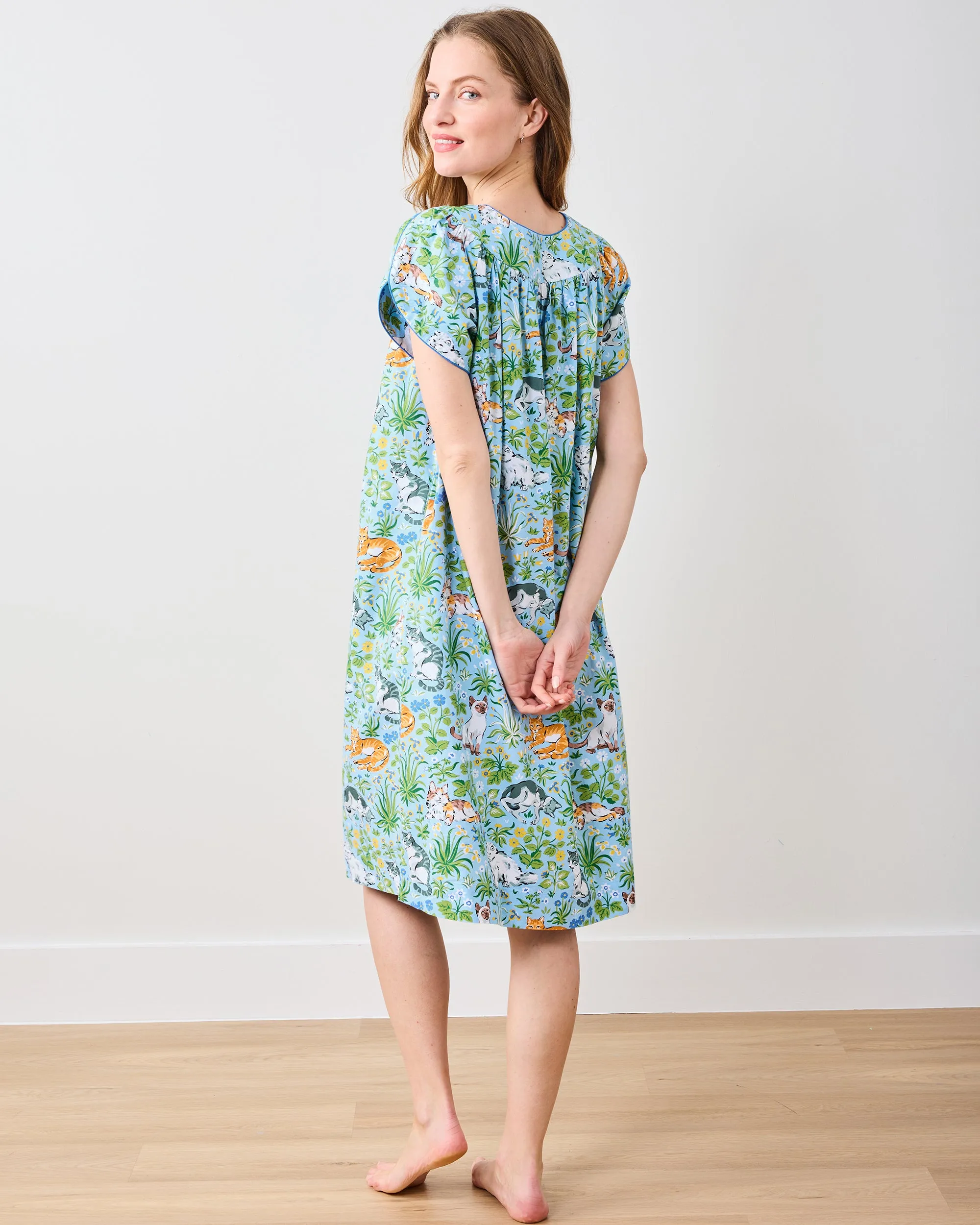 Must Love Cats - Retro Dreams Nightgown - Cornflower sold by Printfresh product image thumbnail 3