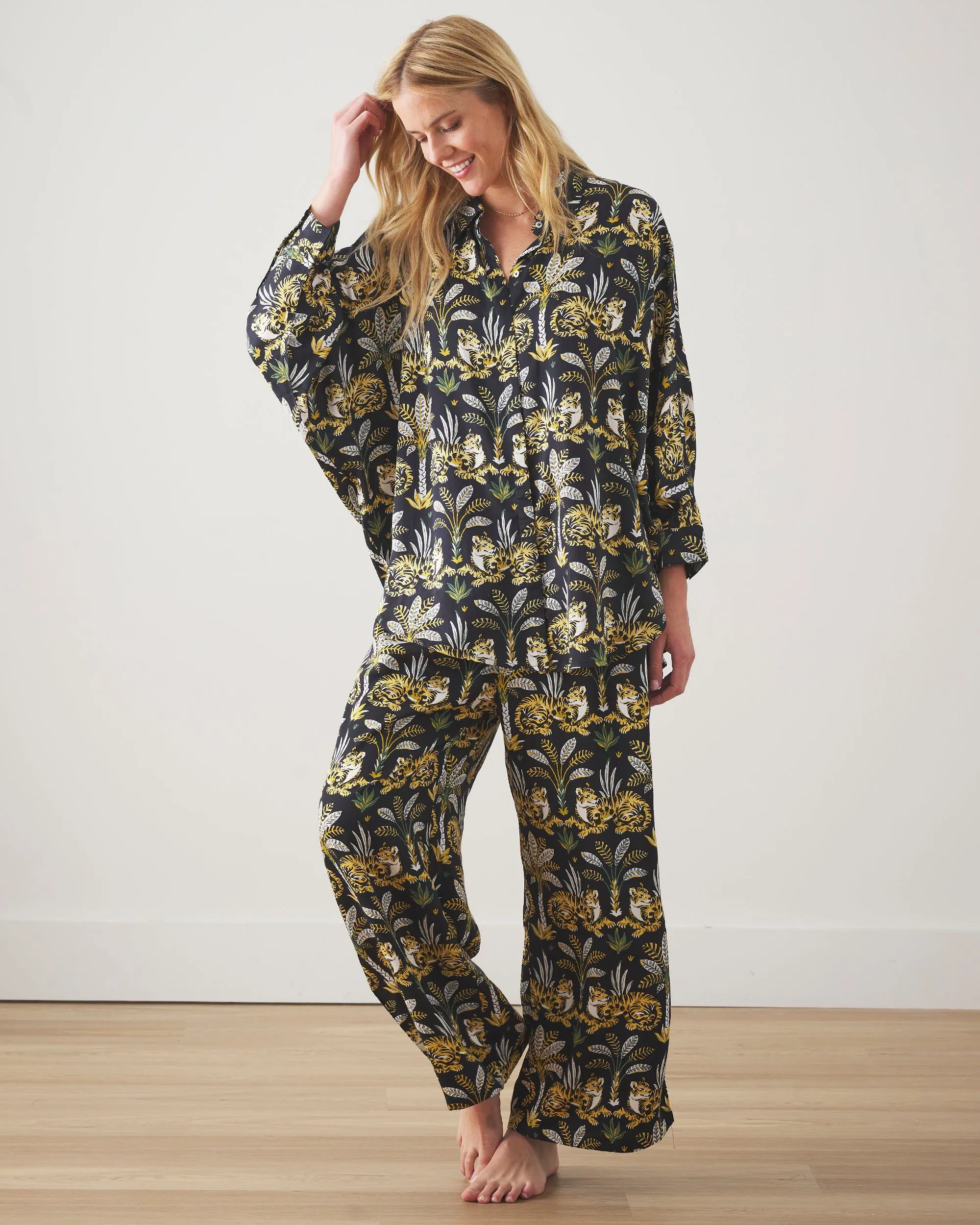 Untamed Tiger - Eco Satin Stevie Set - Gold Ink sold by Printfresh product image thumbnail 5