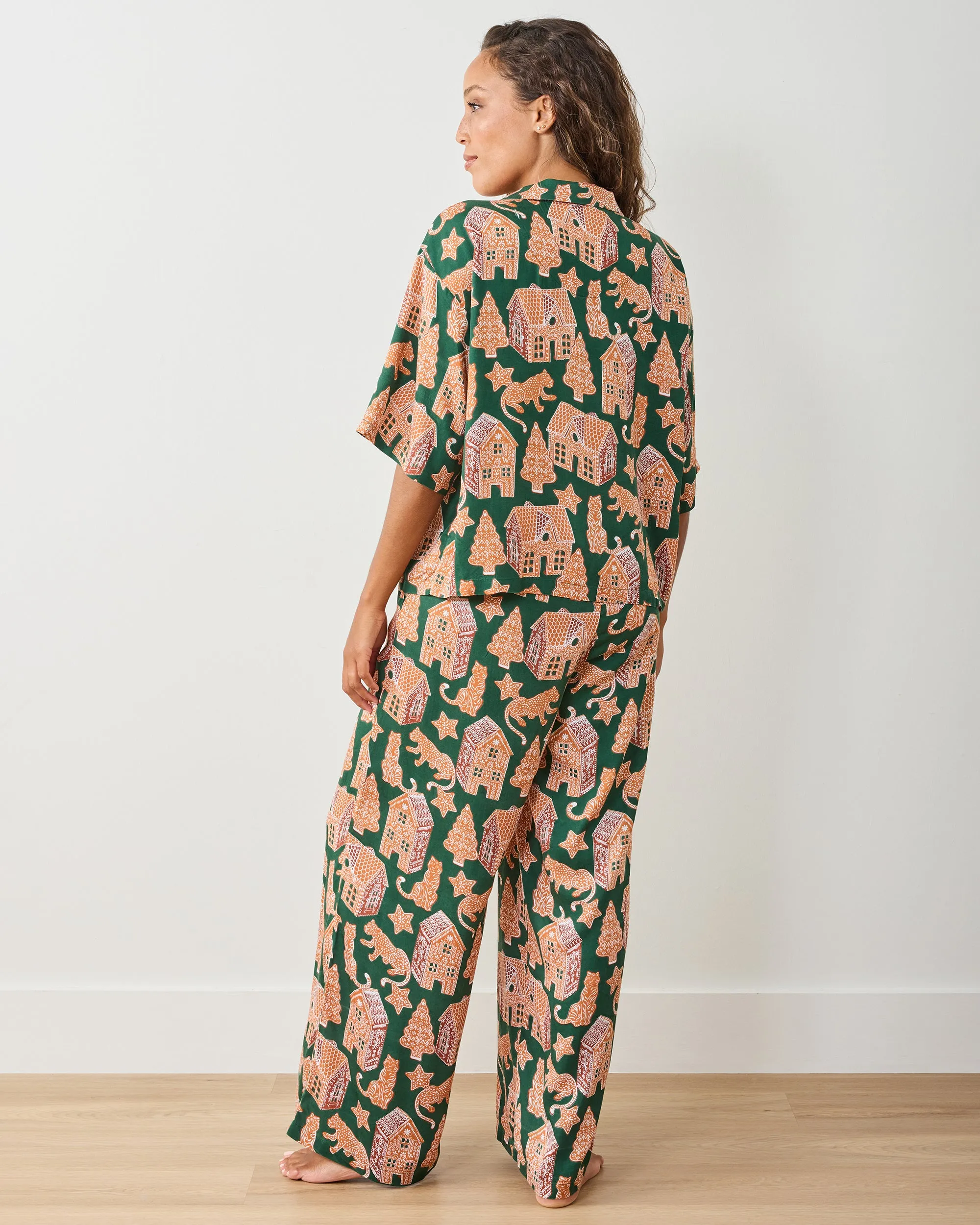 Gingerbread Party - Eco Satin Wildest Dreams Set - Hunter Green sold by Printfresh product image thumbnail 5