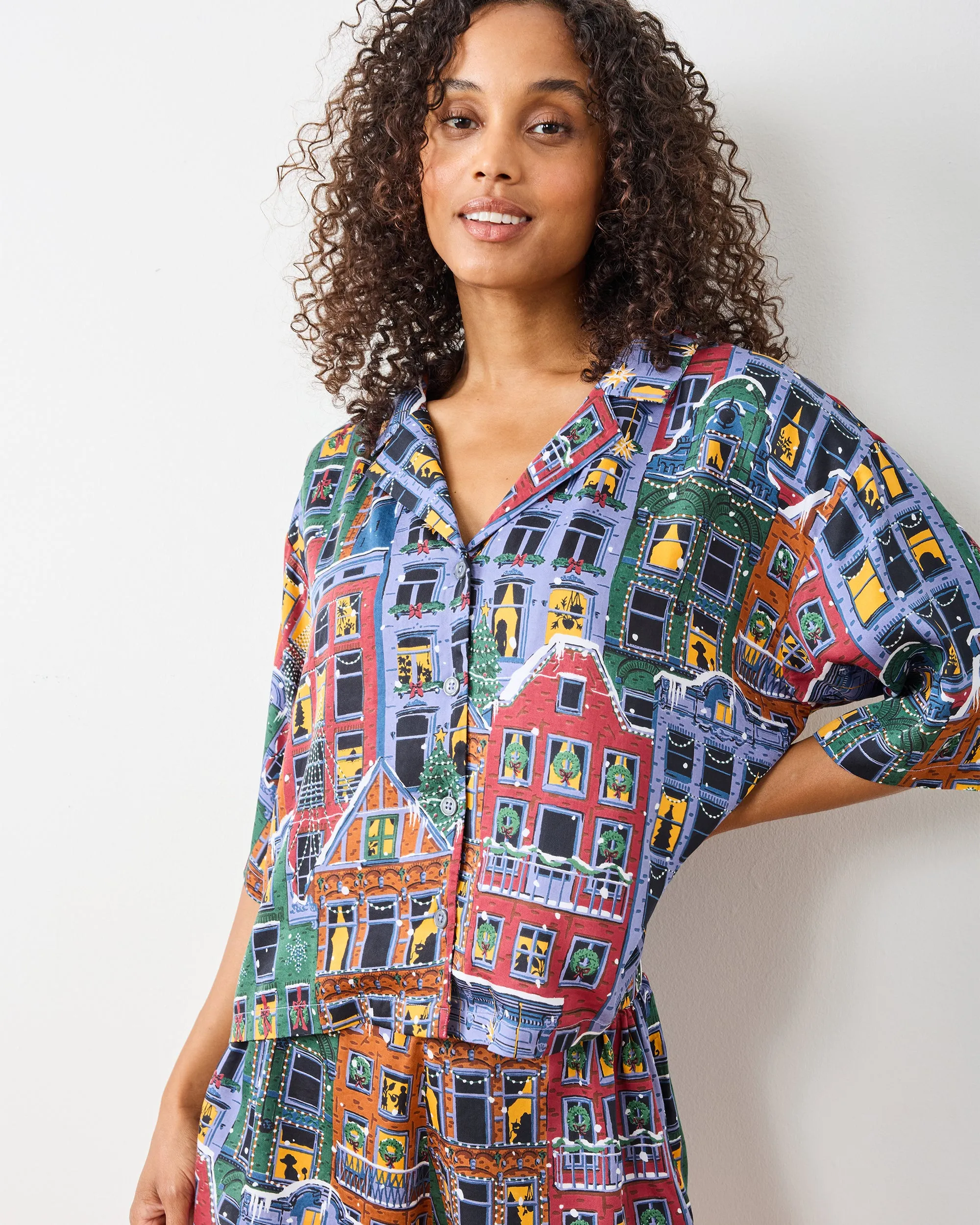 Manhattan Christmas - Eco Satin Sweet Dreams Set - Cozy Brownstone sold by Printfresh product image thumbnail 5