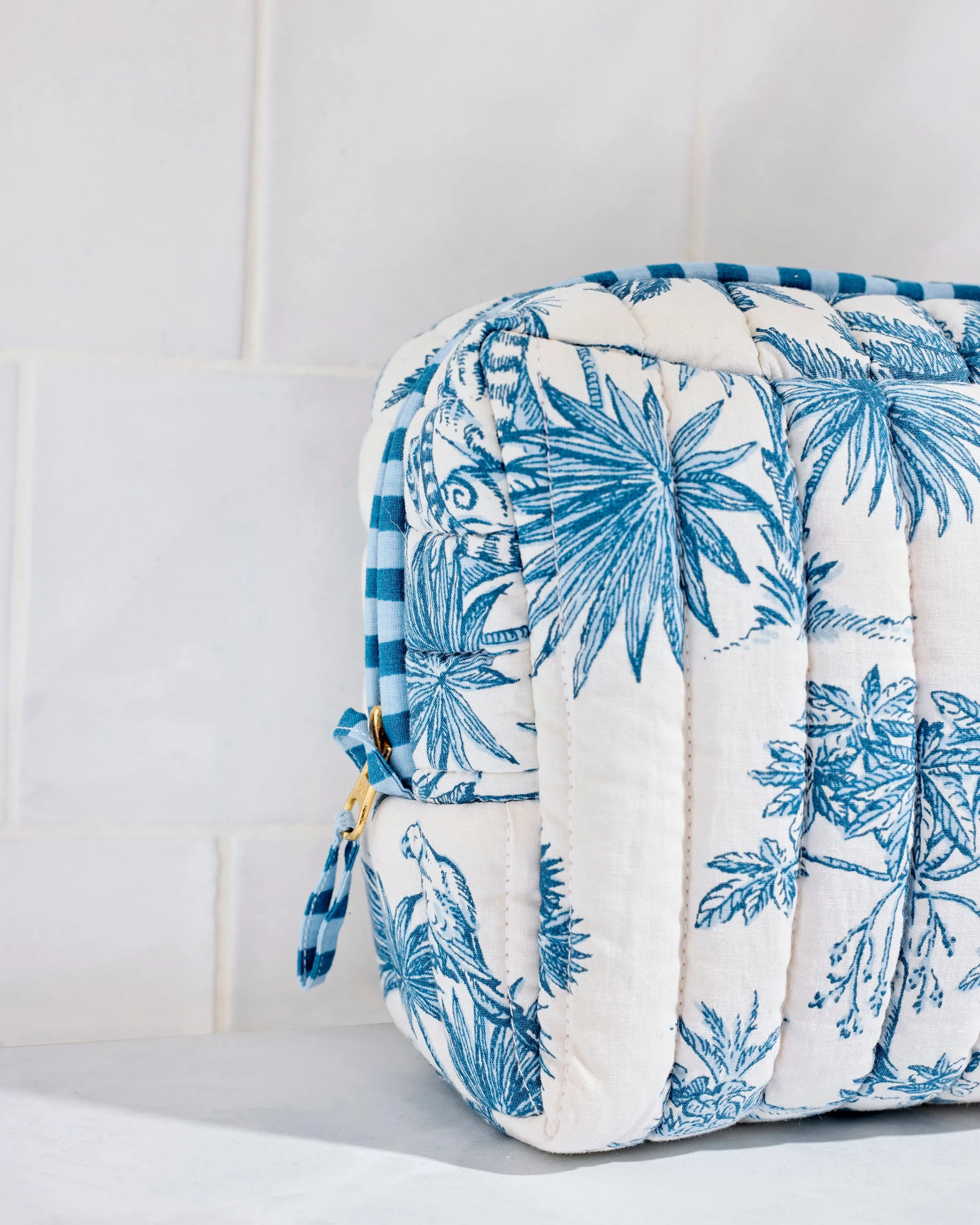 Tropical Toile - Quilted Pouch - Cloud sold by Printfresh product image thumbnail 5