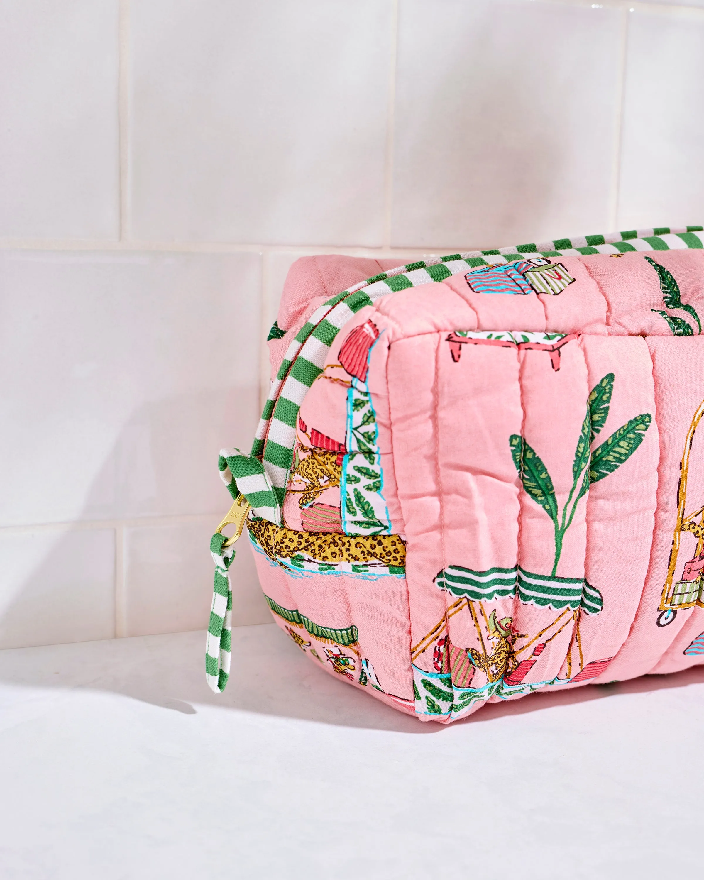 Cabana Cats - Quilted Pouch - Peach Daiquiri sold by Printfresh product image thumbnail 3