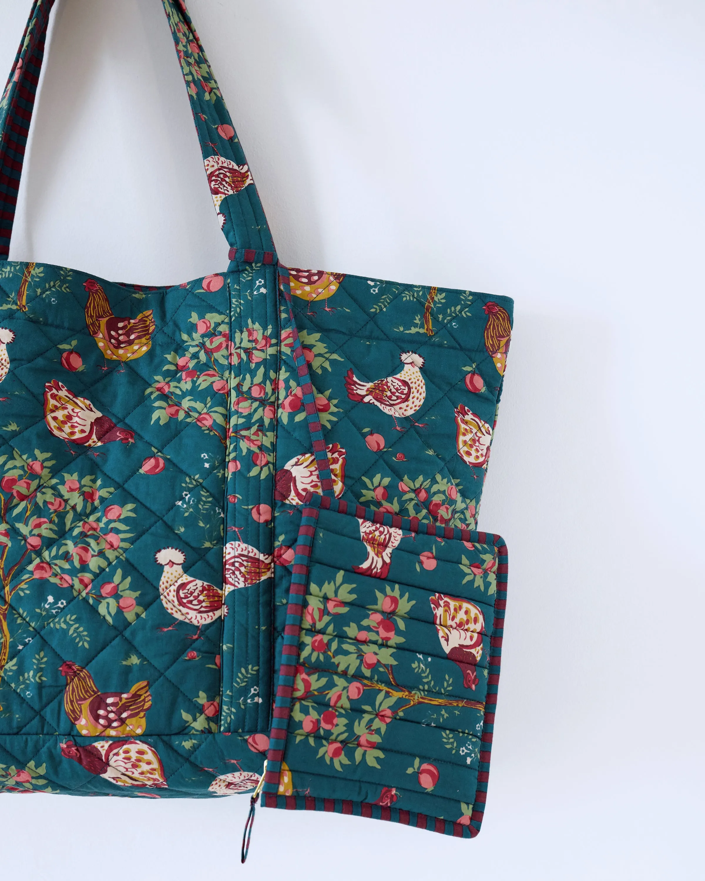 Hen House - Weekend Bag with Pouch - Navy sold by Printfresh product image thumbnail 2