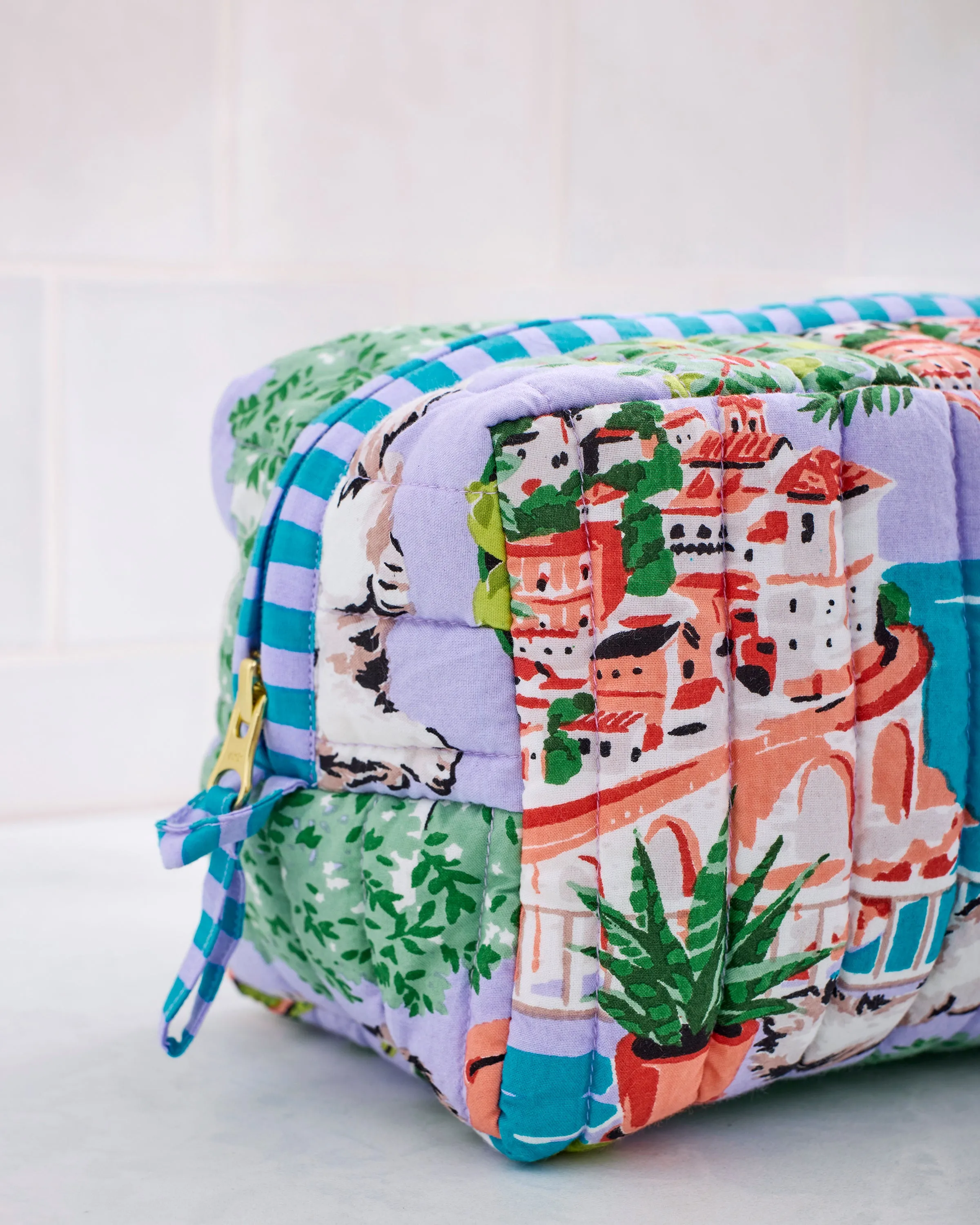 Mediterranean Meow - Quilted Pouch - Lilac & Lime sold by Printfresh product image thumbnail 2