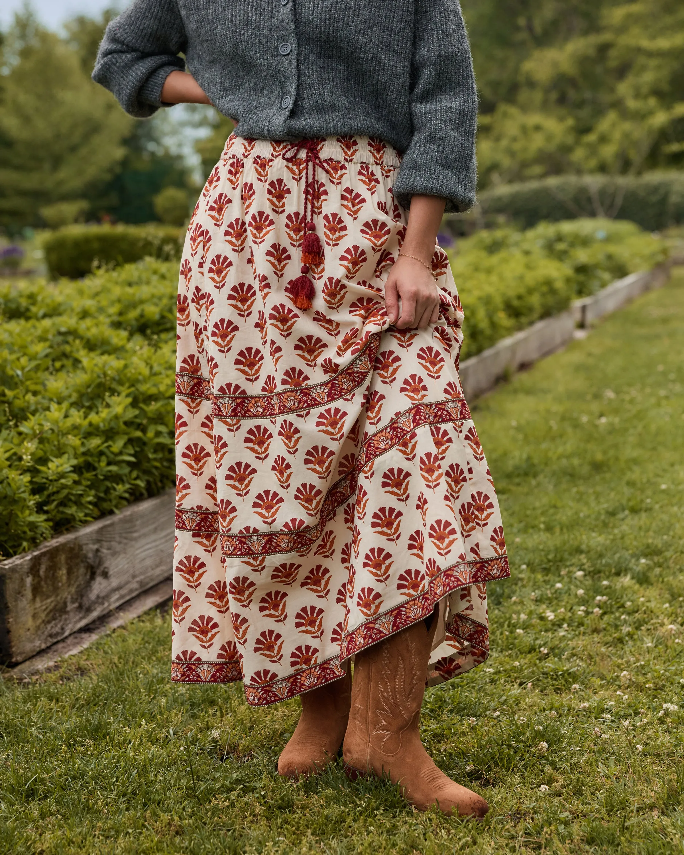 Sierra Bloom - Carry On Skirt - Fawn sold by Printfresh product image thumbnail 2