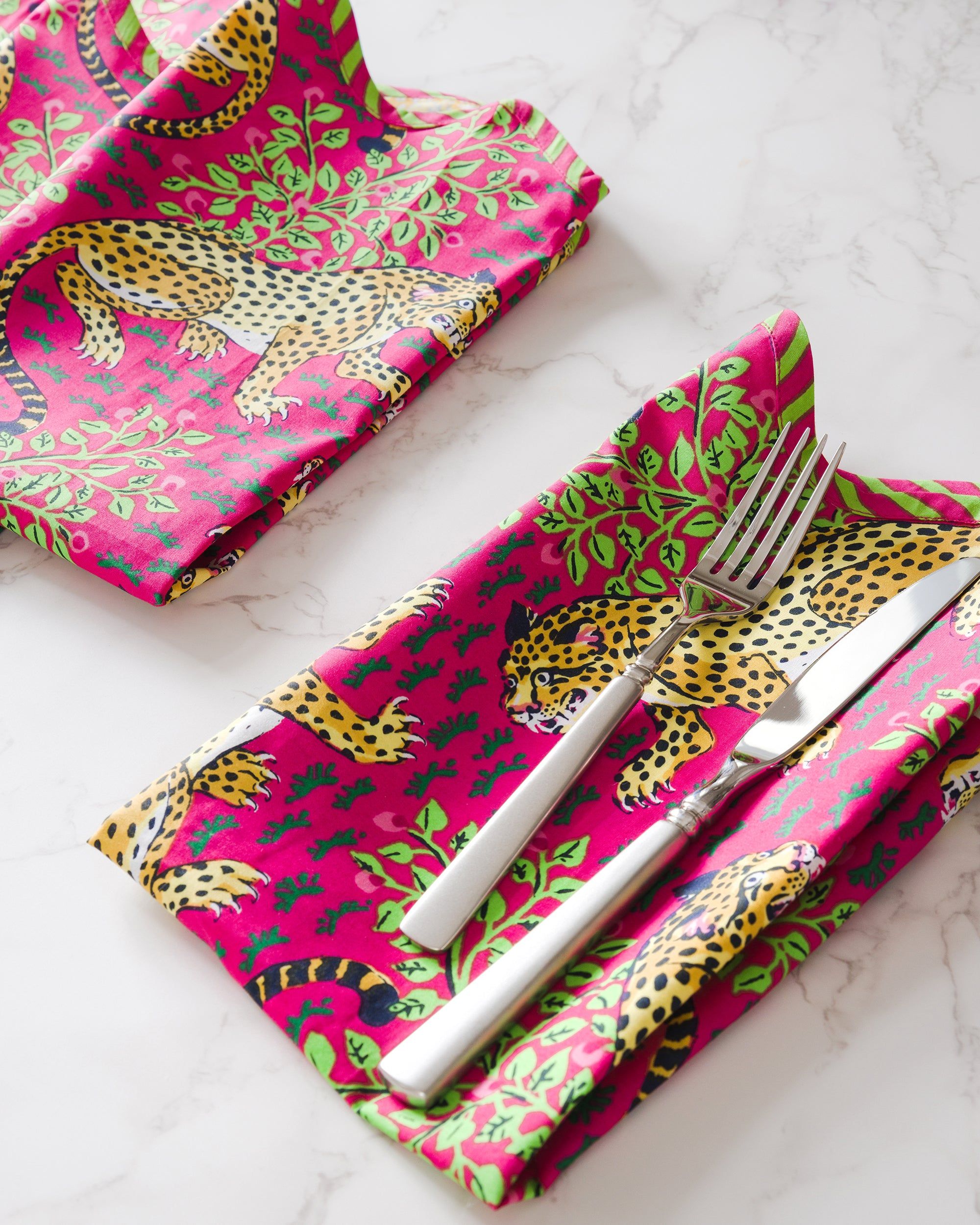 Bagheera - Scalloped Dinner Napkins Set of 4 - Hot Pink sold by Printfresh product image thumbnail 2