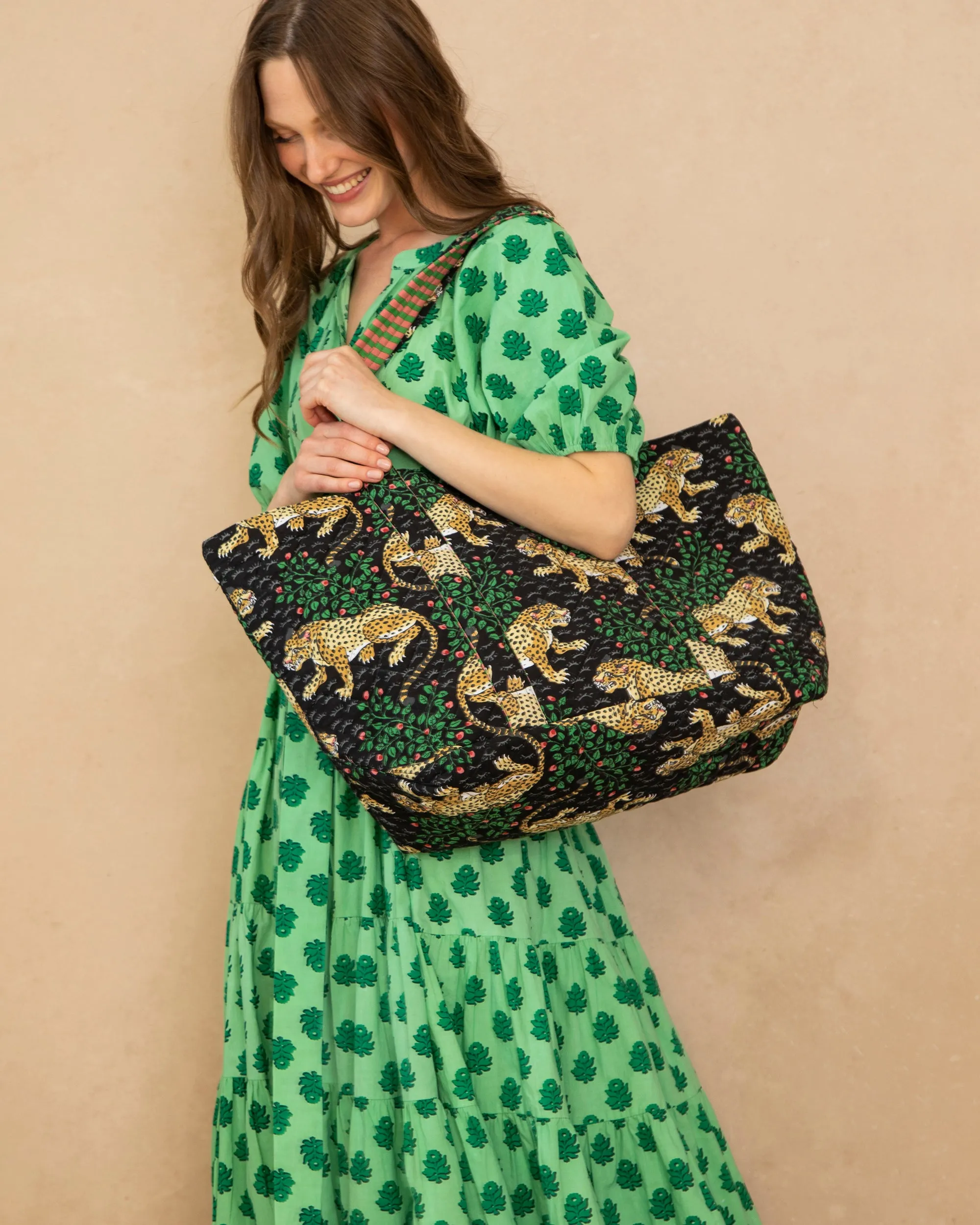 Bagheera - Weekend Bag with Pouch - Ink sold by Printfresh product image thumbnail 4