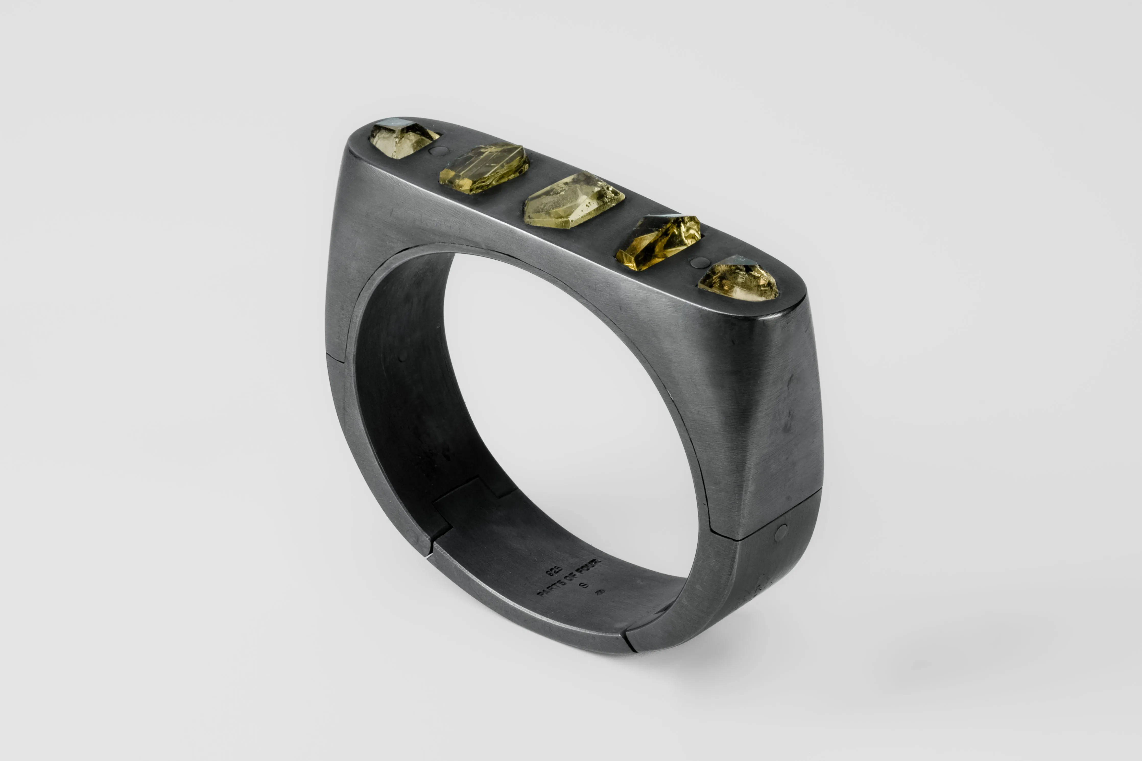 Sistema Bracelet v2 (Embed, Oval, Golden Beryl, 17mm, KA+GBER) sold by Parts of Four product image thumbnail 2