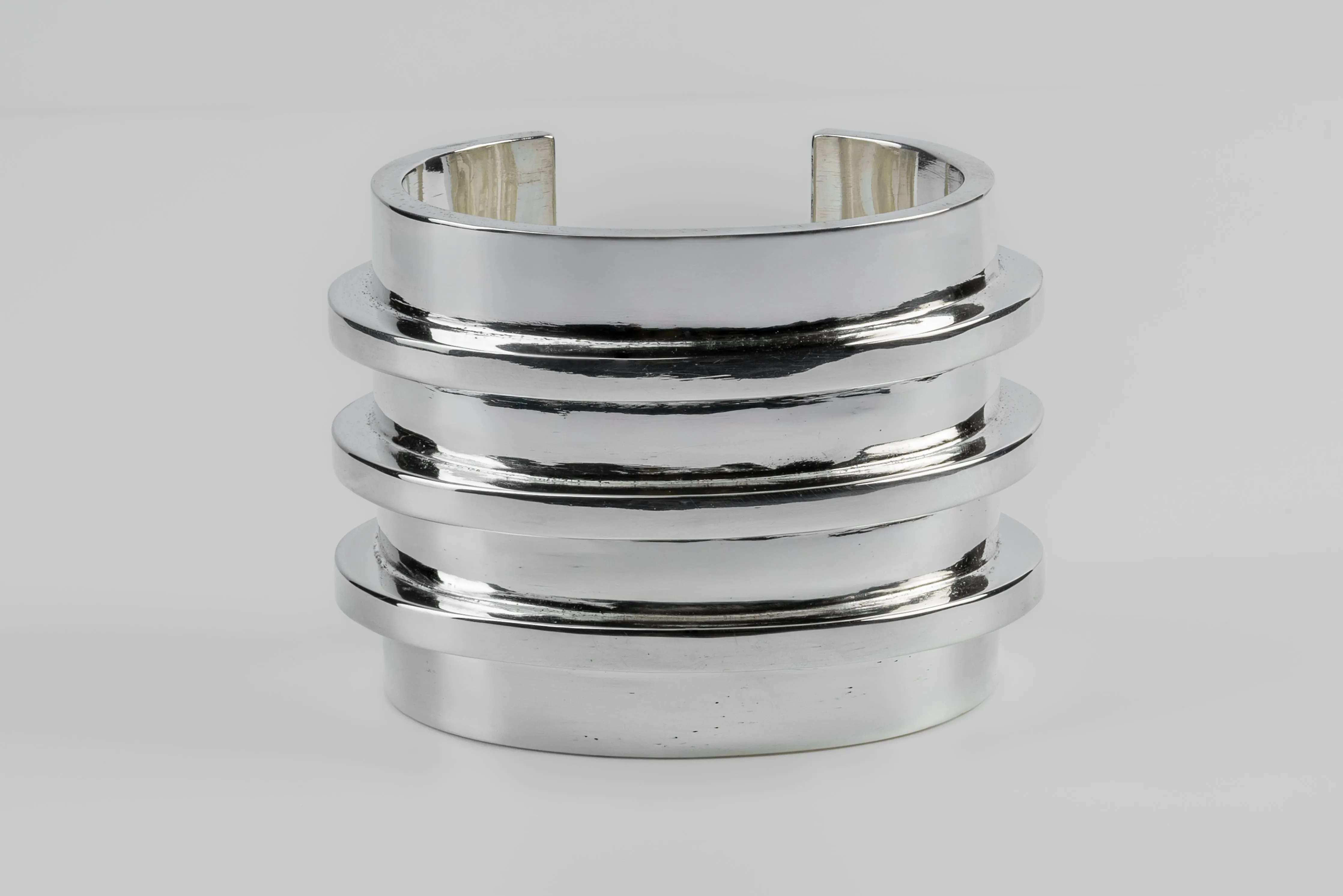 Ultra Reduction Ridge Bracelet (60mm, YS) sold by Parts of Four product image thumbnail 3