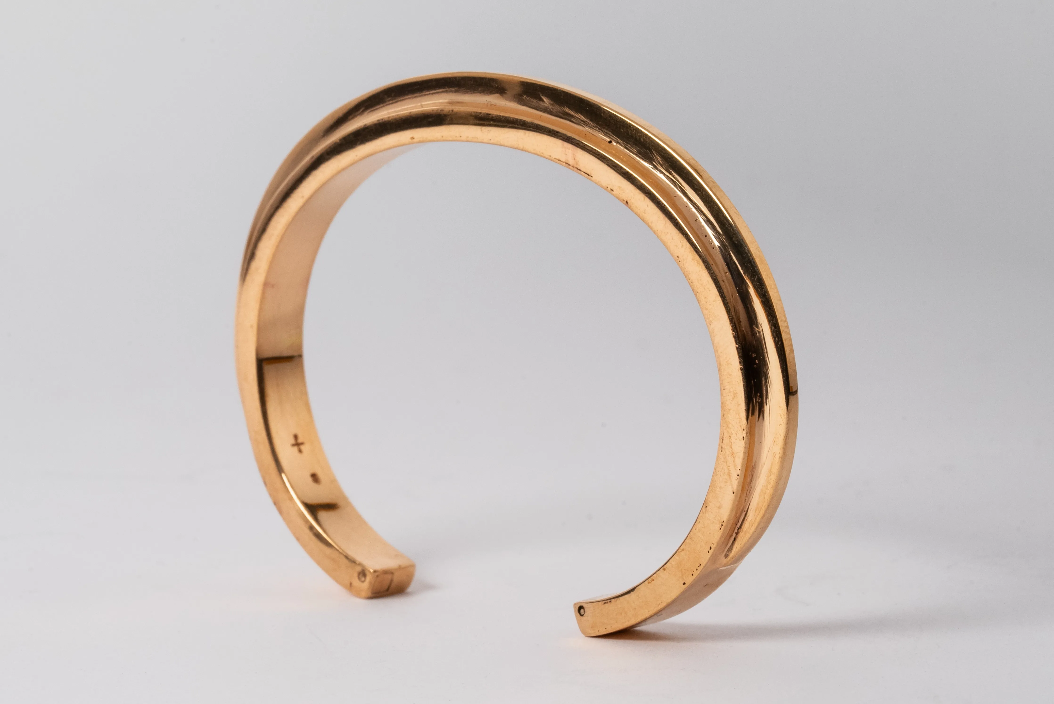 Ultra Reduction Ridge Bracelet (7mm, YM) sold by Parts of Four product image thumbnail 2