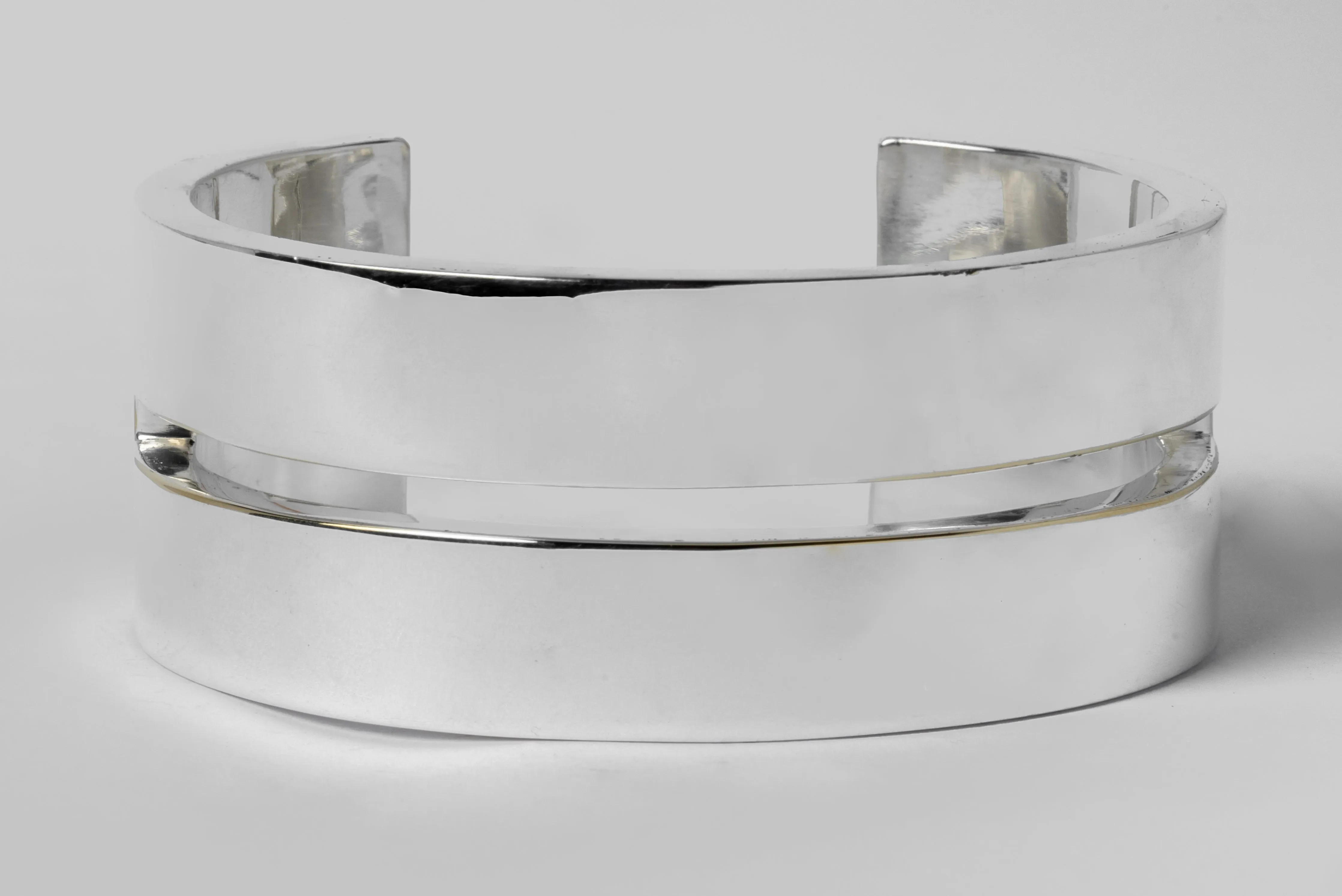 Ultra Reduction Slit Bracelet (30mm, YS) sold by Parts of Four product image thumbnail 3