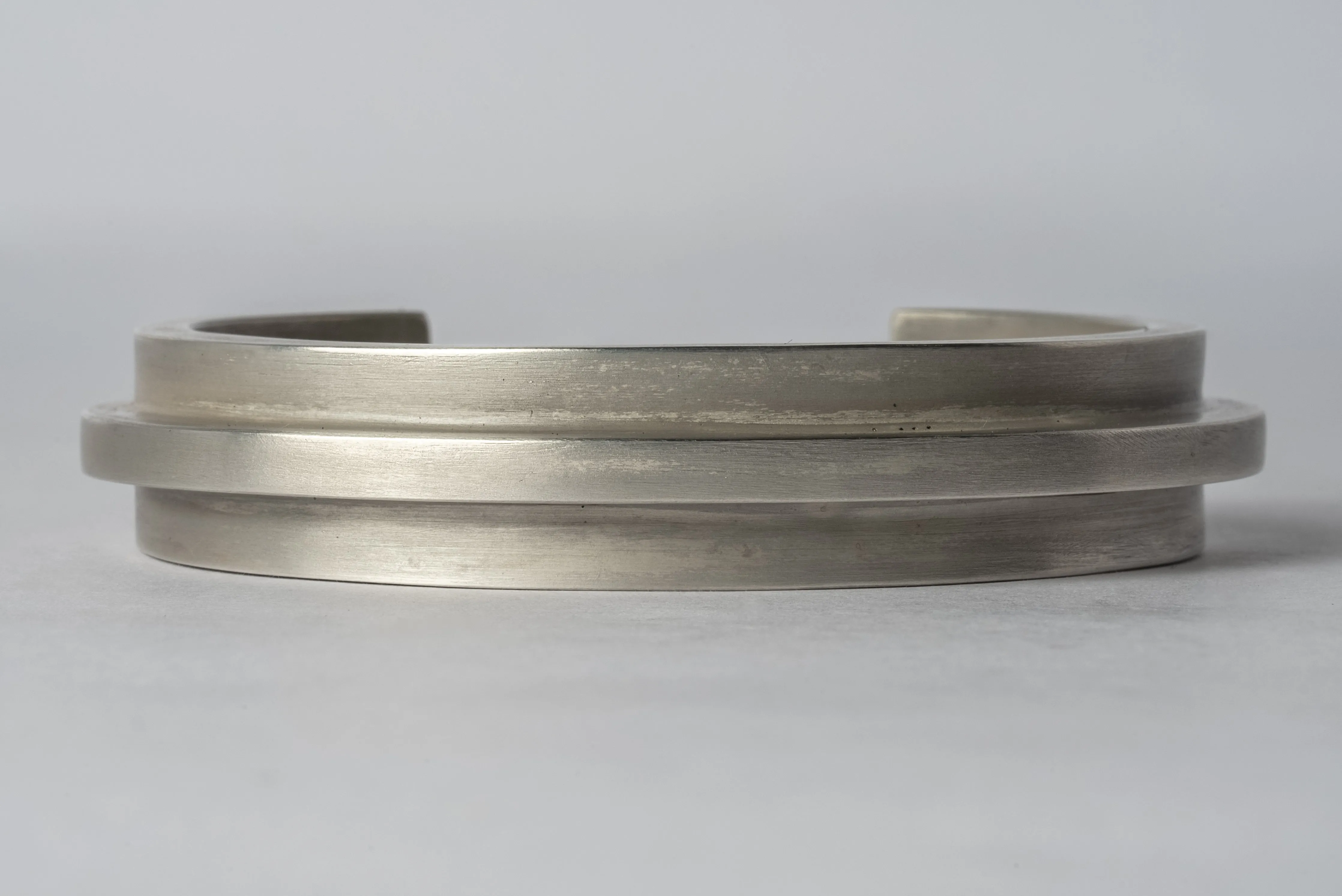 Ultra Reduction Ridge Bracelet (15mm, DA) sold by Parts of Four product image thumbnail 3