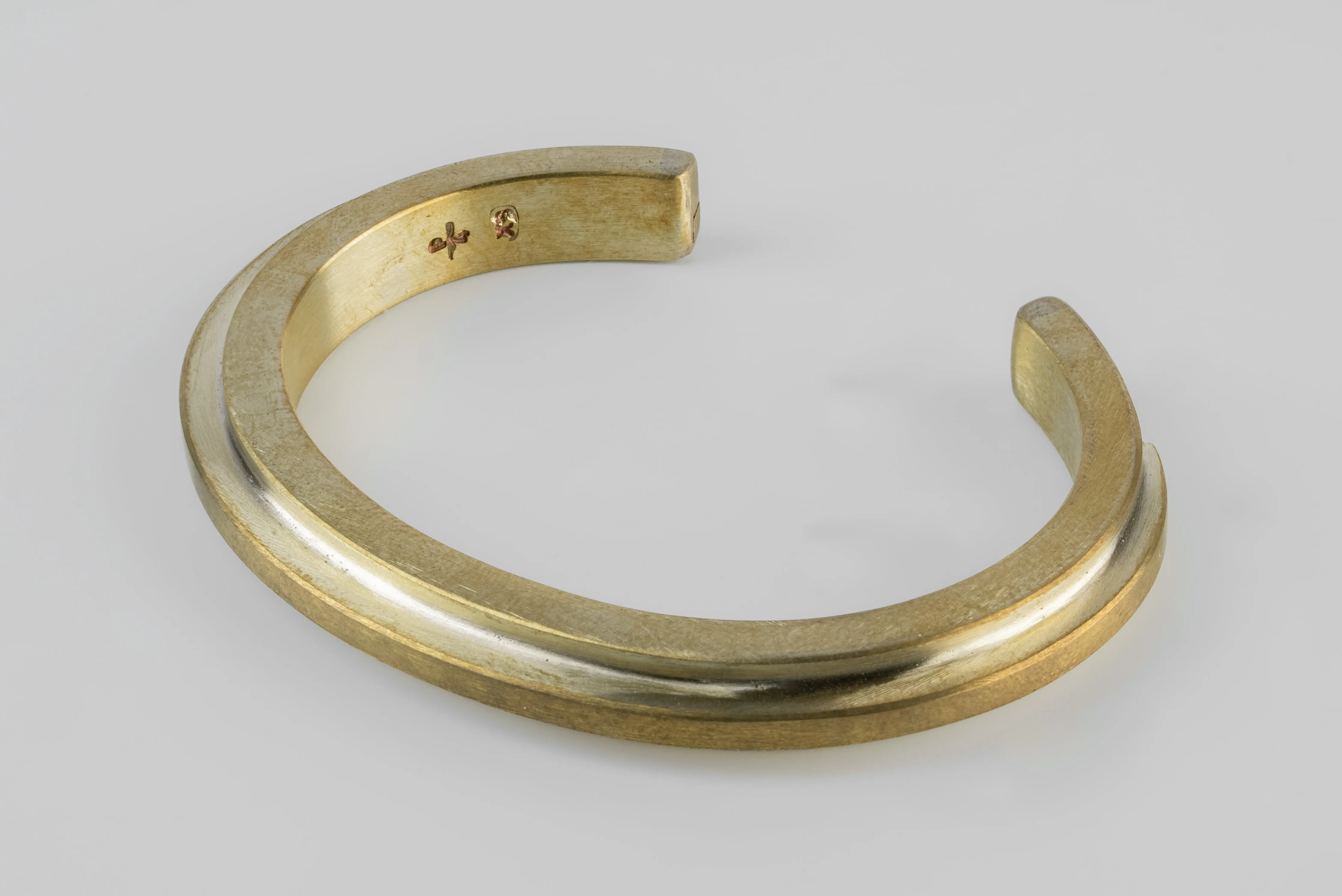 Ultra Reduction Ridge Bracelet (7mm, MR) sold by Parts of Four