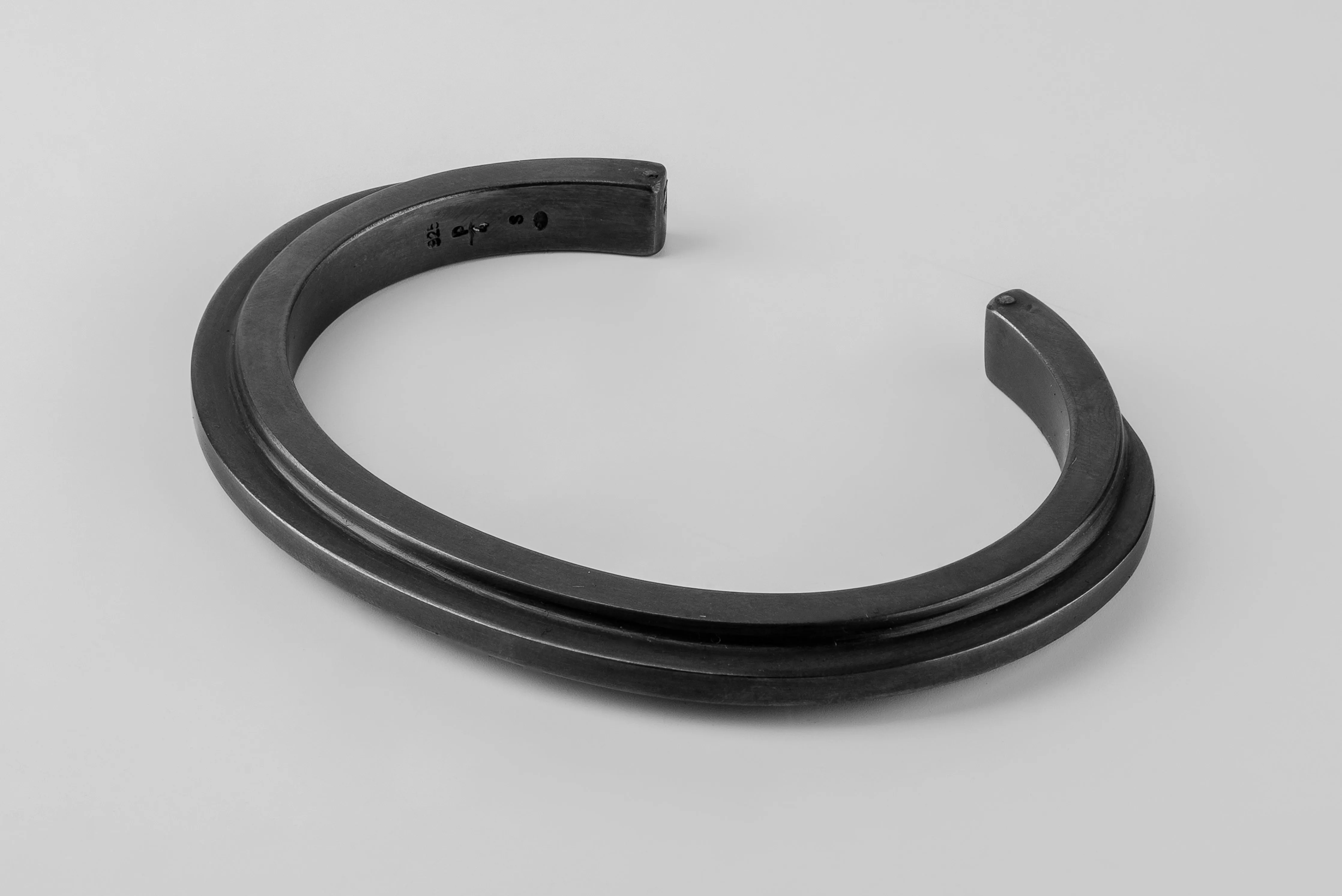 Ultra Reduction Ridge Bracelet (7mm, KA) sold by Parts of Four