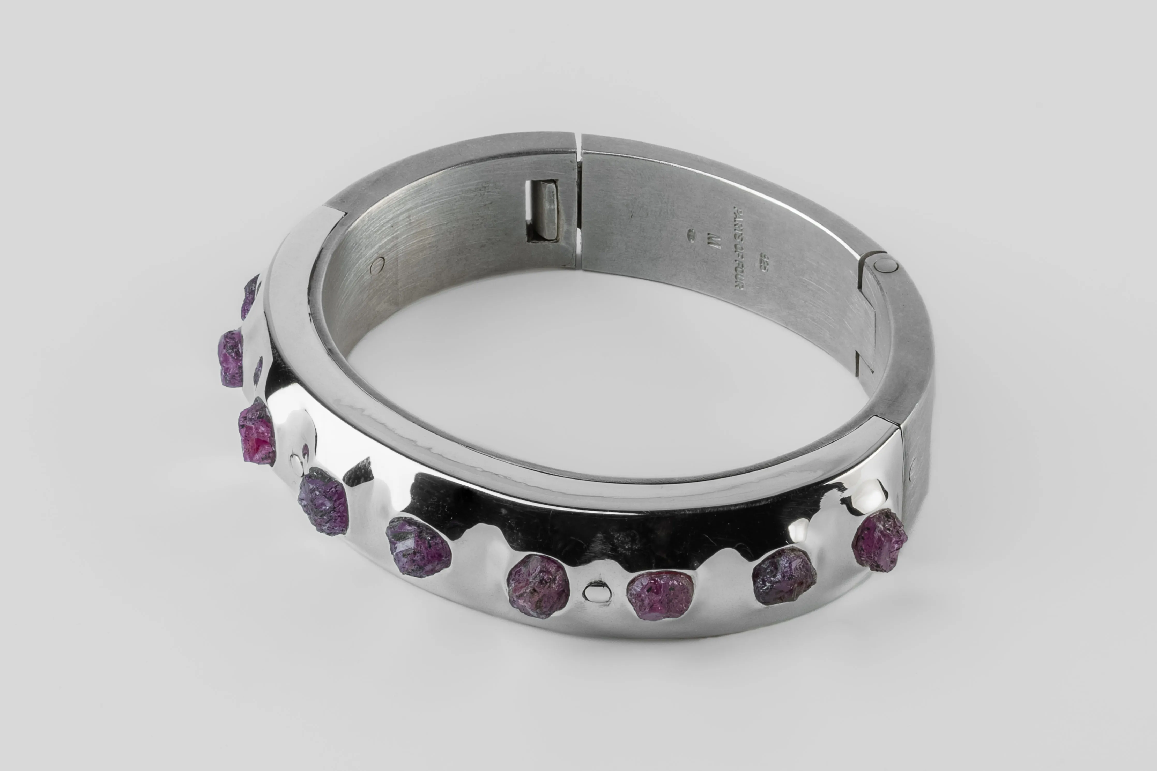 Sistema Bracelet v2 (Terrestrial, Raised Terraform, Dirty Ruby Slabs, 17mm, DA+PA+DRUS) sold by Parts of Four