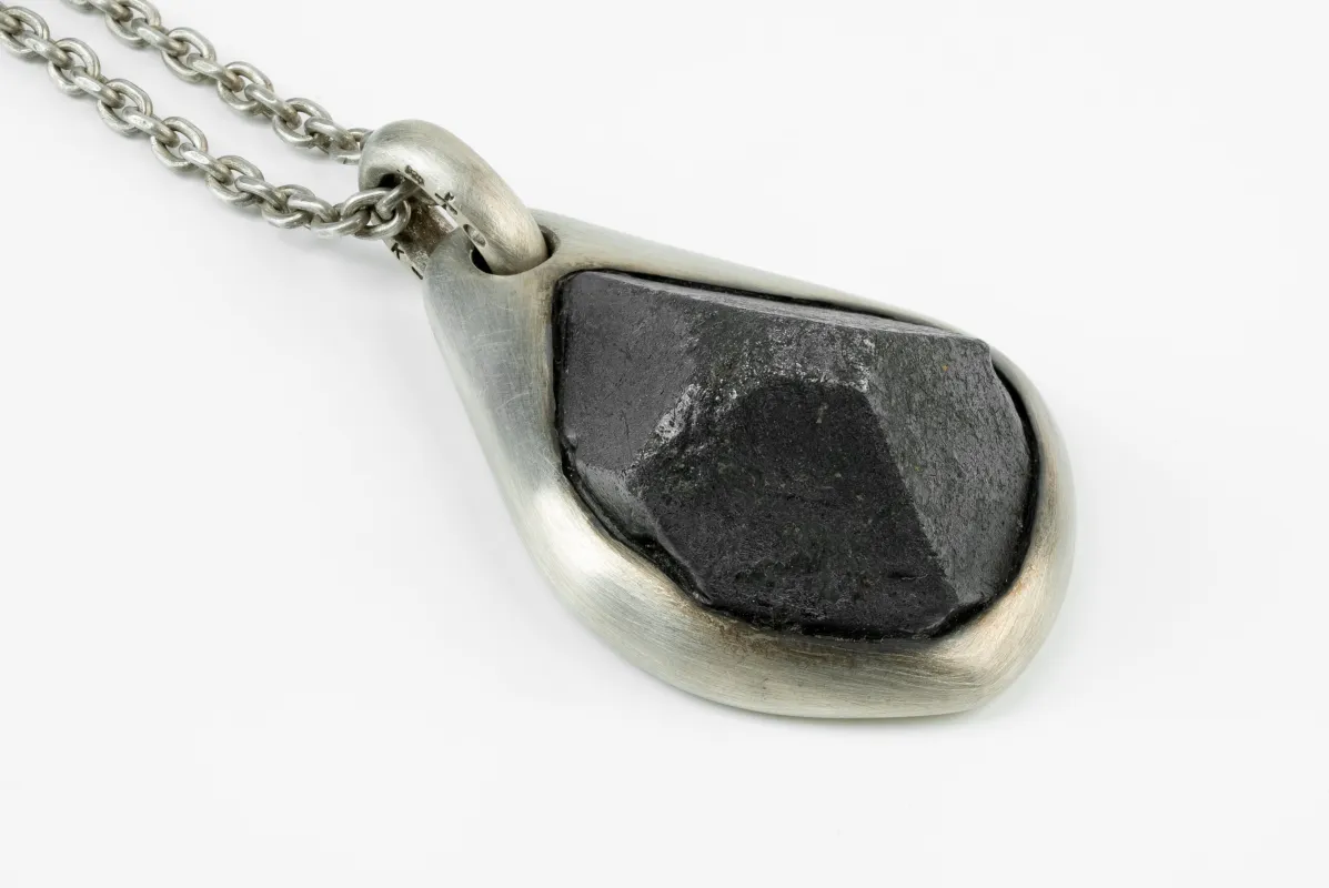 Halos Necklace (Garnet, DA+GAR) sold by Parts of Four