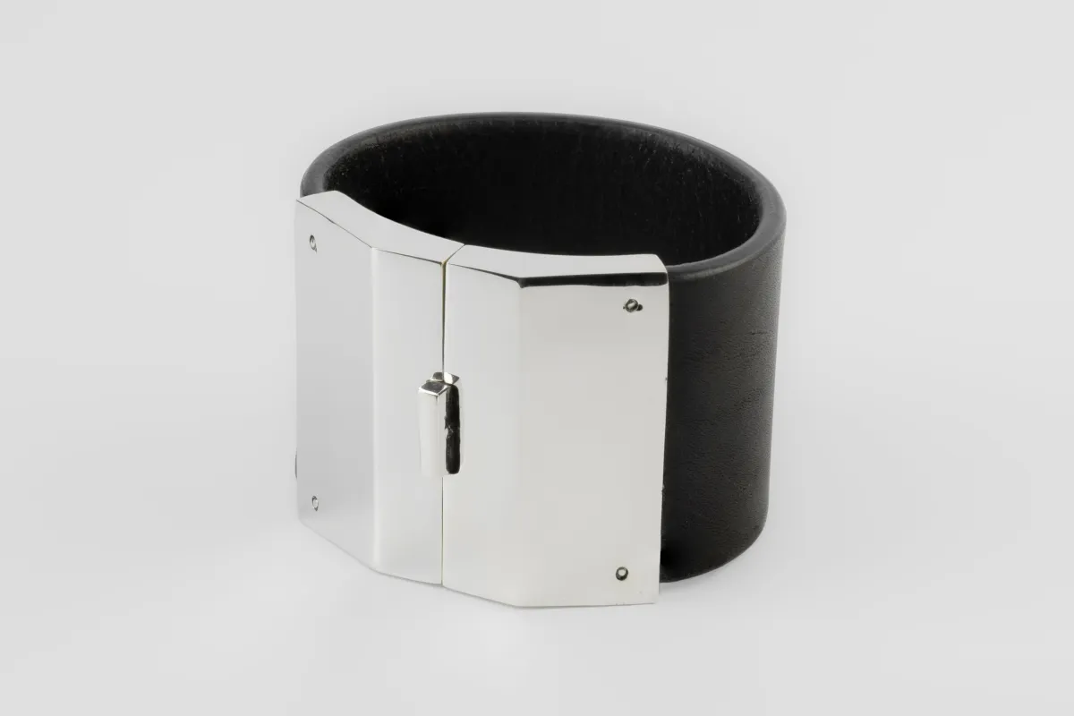 Box Lock Bracelet (Facet, Wide, BLK+PA) sold by Parts of Four