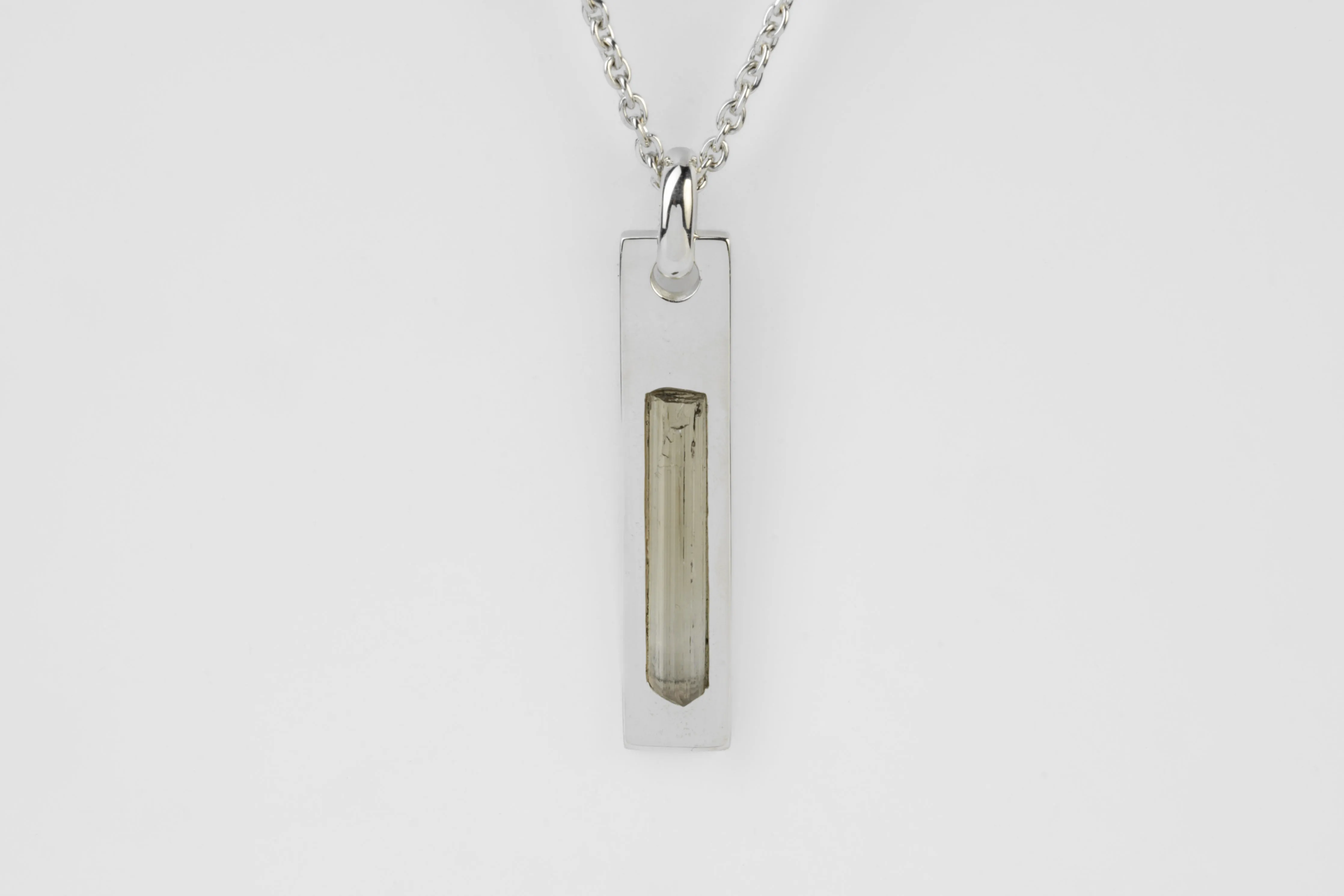 Plate Necklace (Adaptation, Zultanite, PA+ZUL) sold by Parts of Four product image thumbnail 3