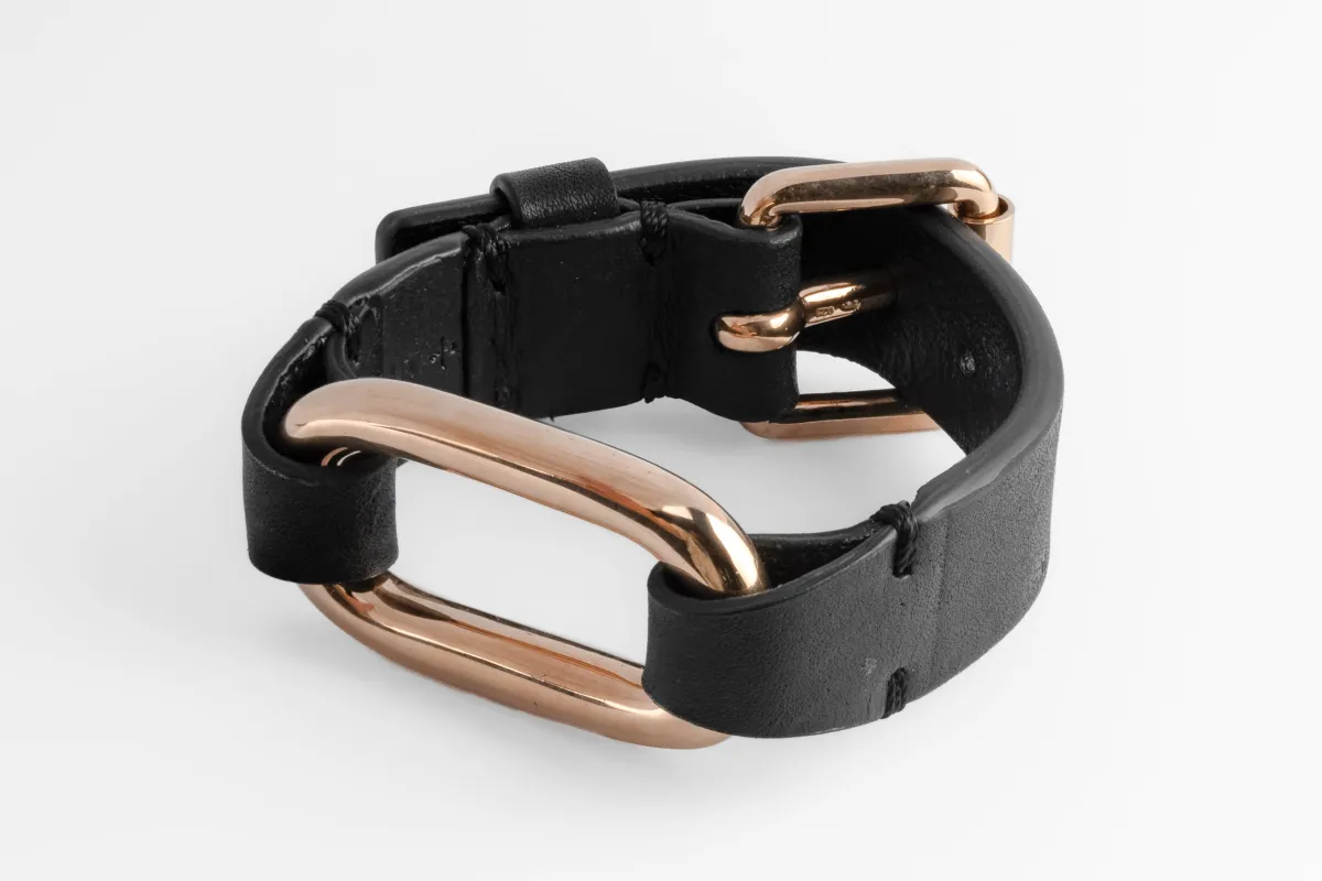 Link Gauntlet (1 Link, YMA+BLK) sold by Parts of Four